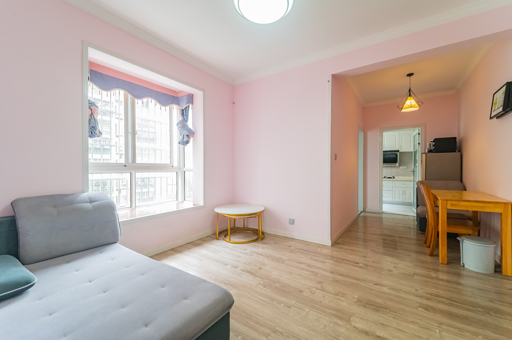 彩都公寓 2室2厅1卫 42.0万 彩都公寓 2室2厅1卫 42.0万客厅