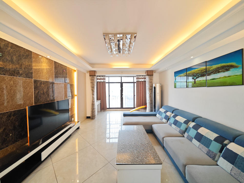 宏聚地中海  3室2厅2卫    112.8万