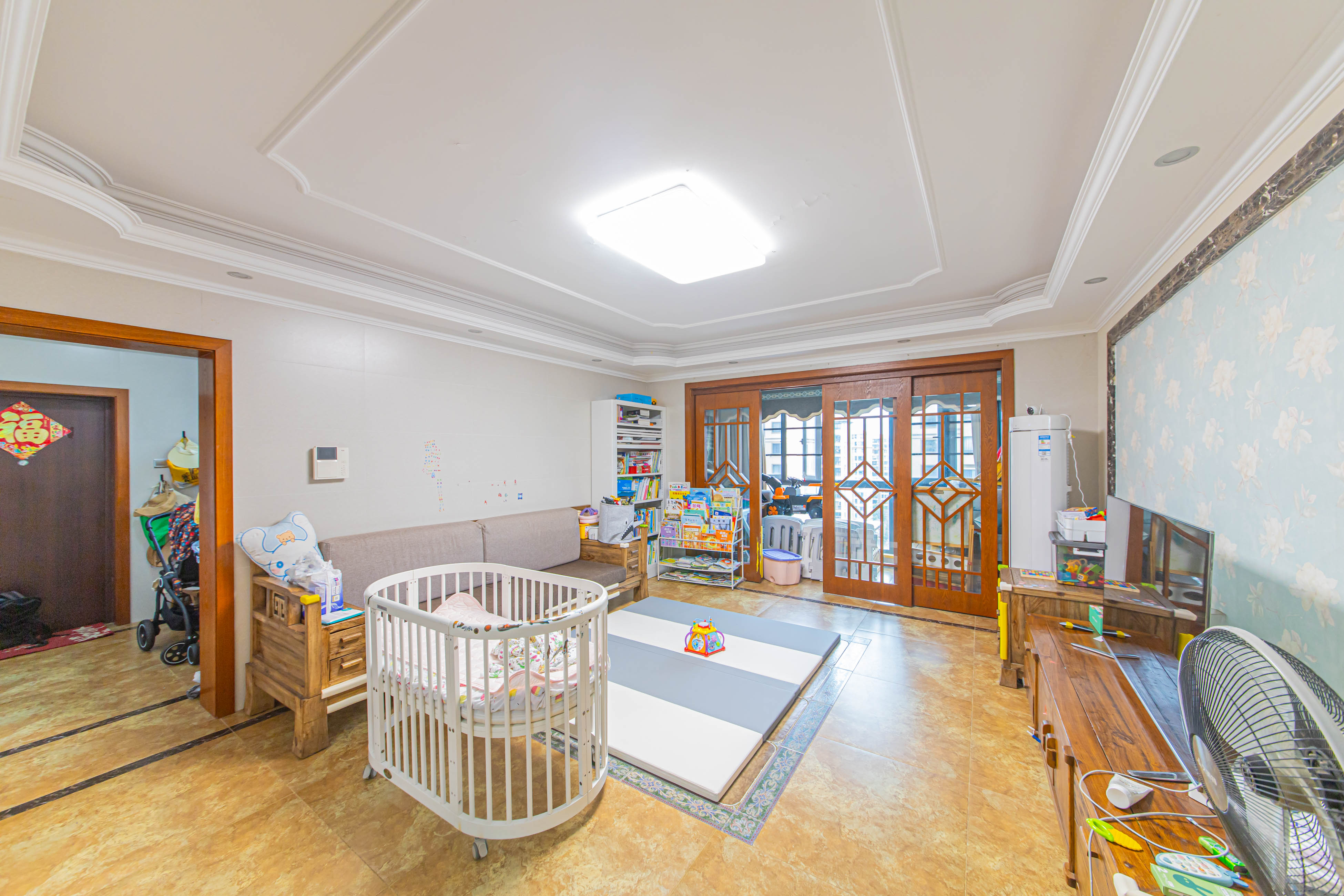 中建芙蓉嘉苑 4室2厅2卫 145.0万 中建芙蓉嘉苑 4室2厅2卫 145.0万客厅