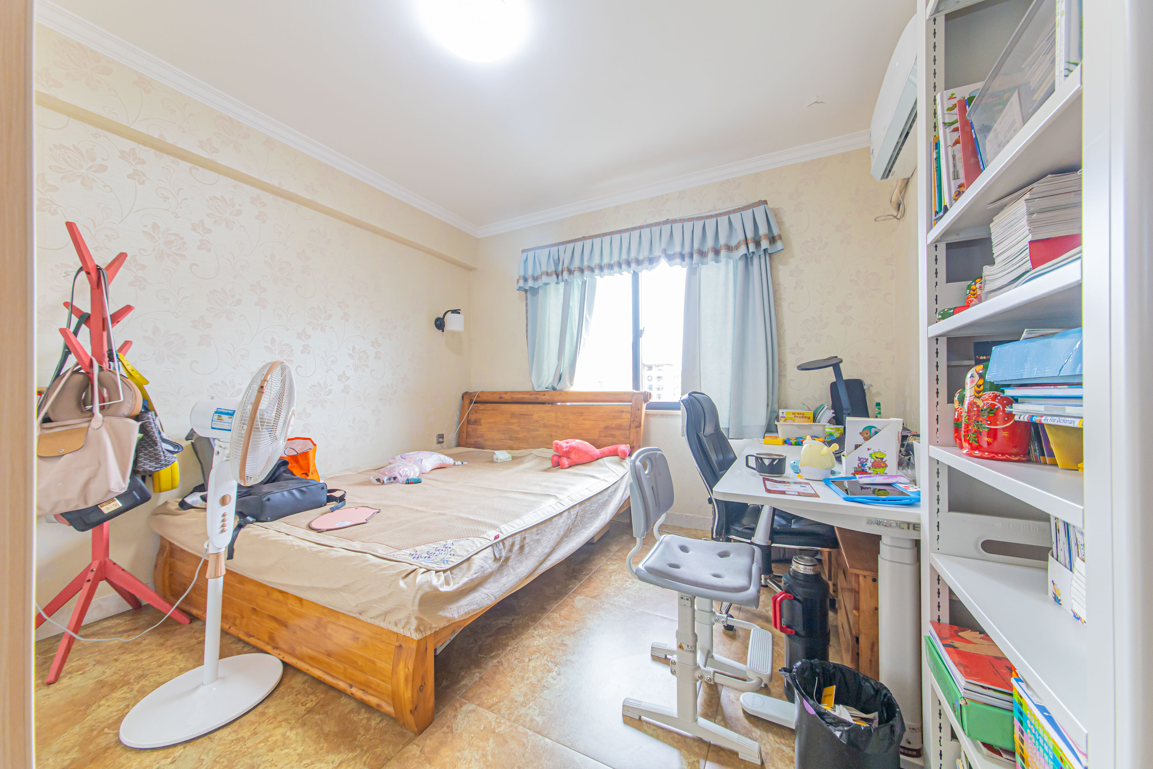 中建芙蓉嘉苑 4室2厅2卫 145.0万 中建芙蓉嘉苑 4室2厅2卫 145.0万卧室