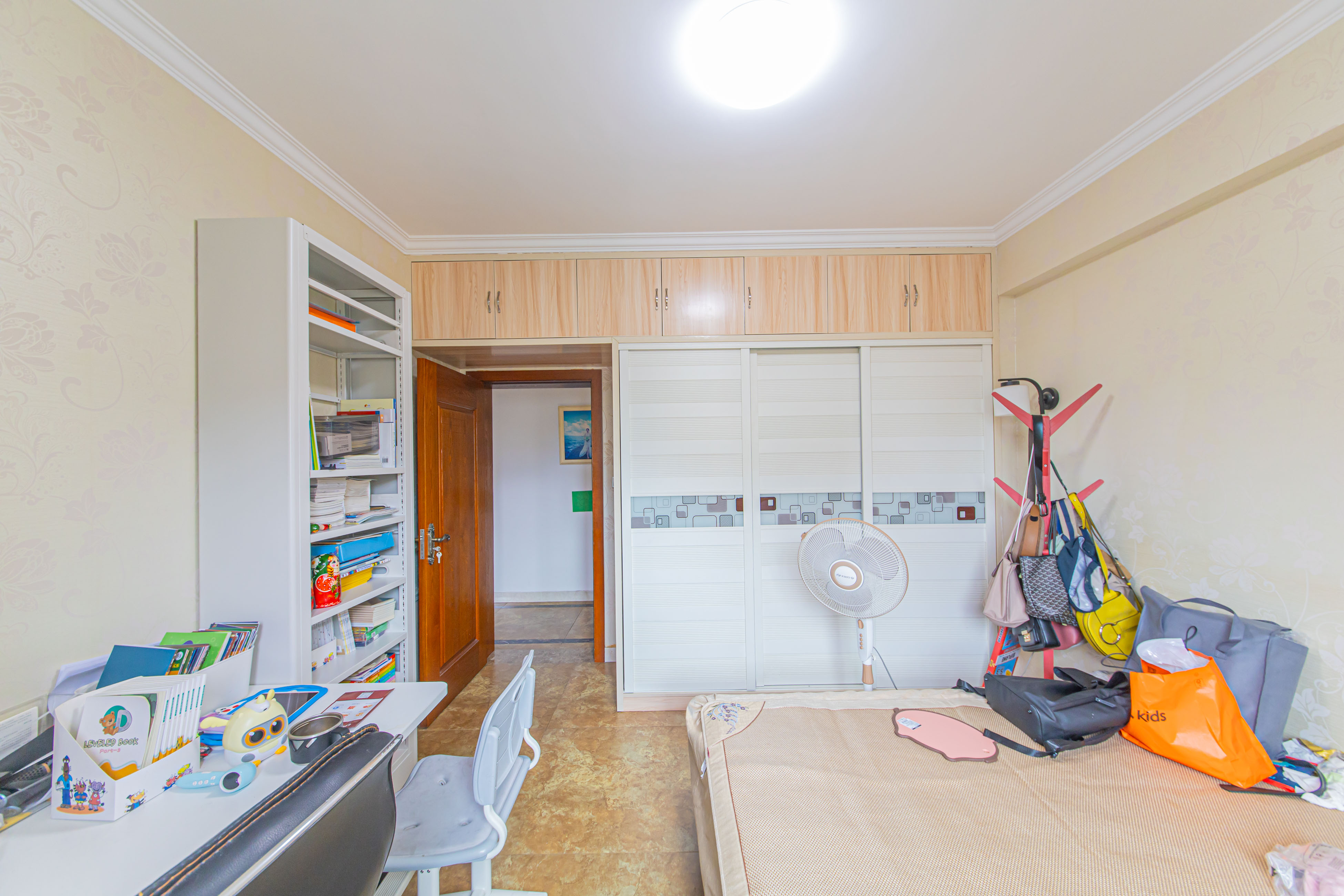 中建芙蓉嘉苑  4室2厅2卫    145.0万卧室