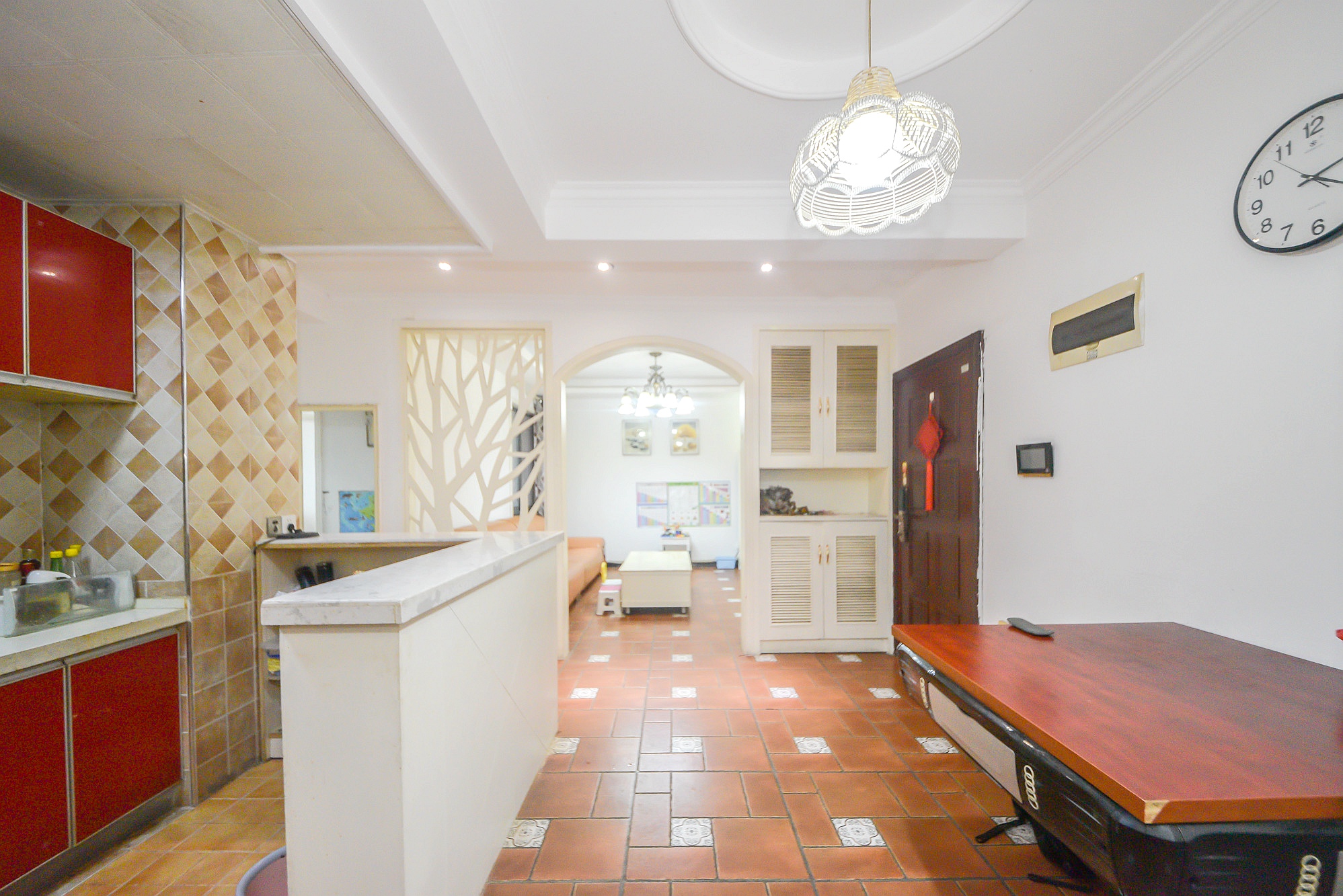 阳光锦城  2室2厅1卫    98.0万 阳光锦城  2室2厅1卫    98.0万客厅