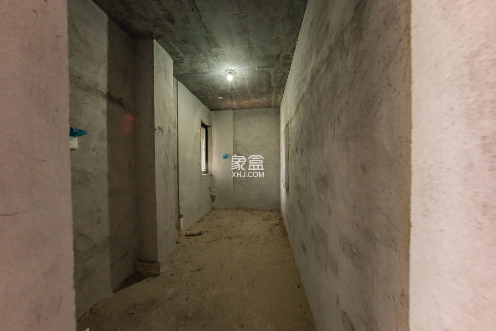 邦盛水岸御园  4室2厅2卫   85.00万