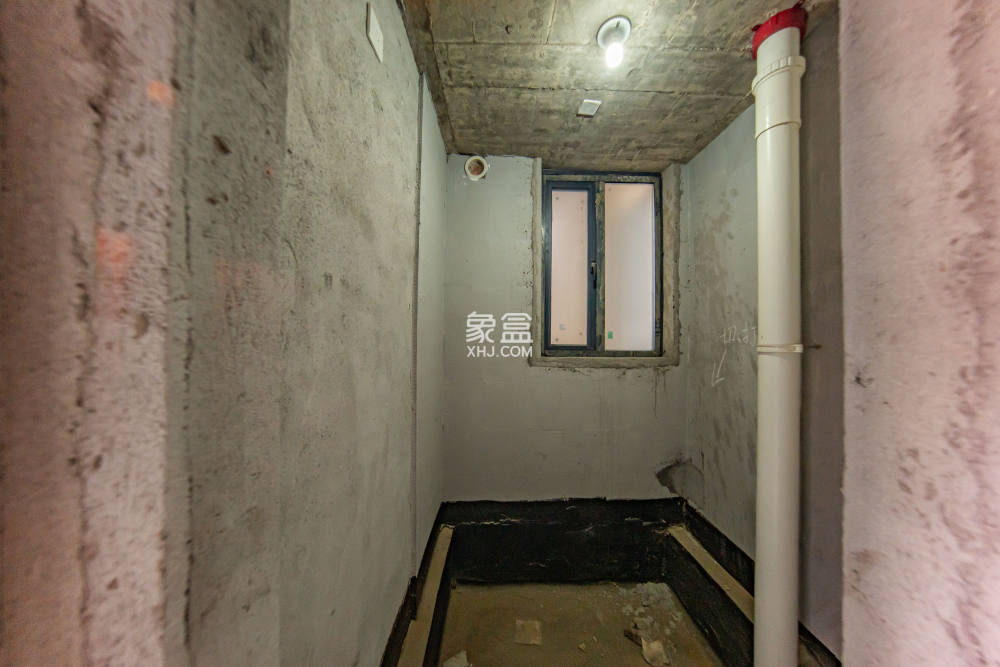 邦盛水岸御园  4室2厅2卫   85.00万