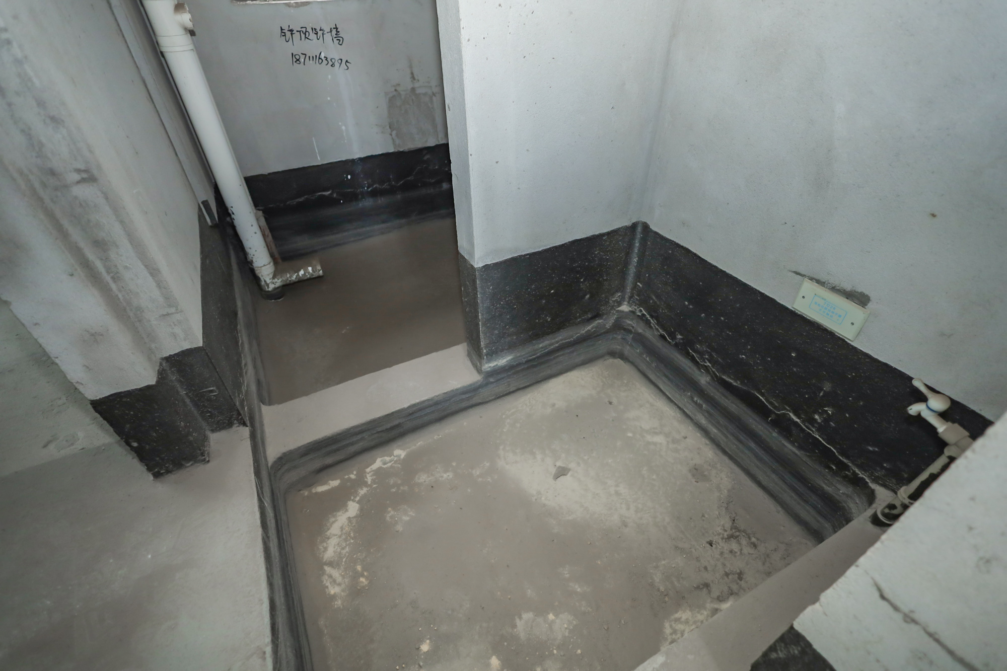 保利西海岸B区  3室2厅1卫   135.00万卫生间