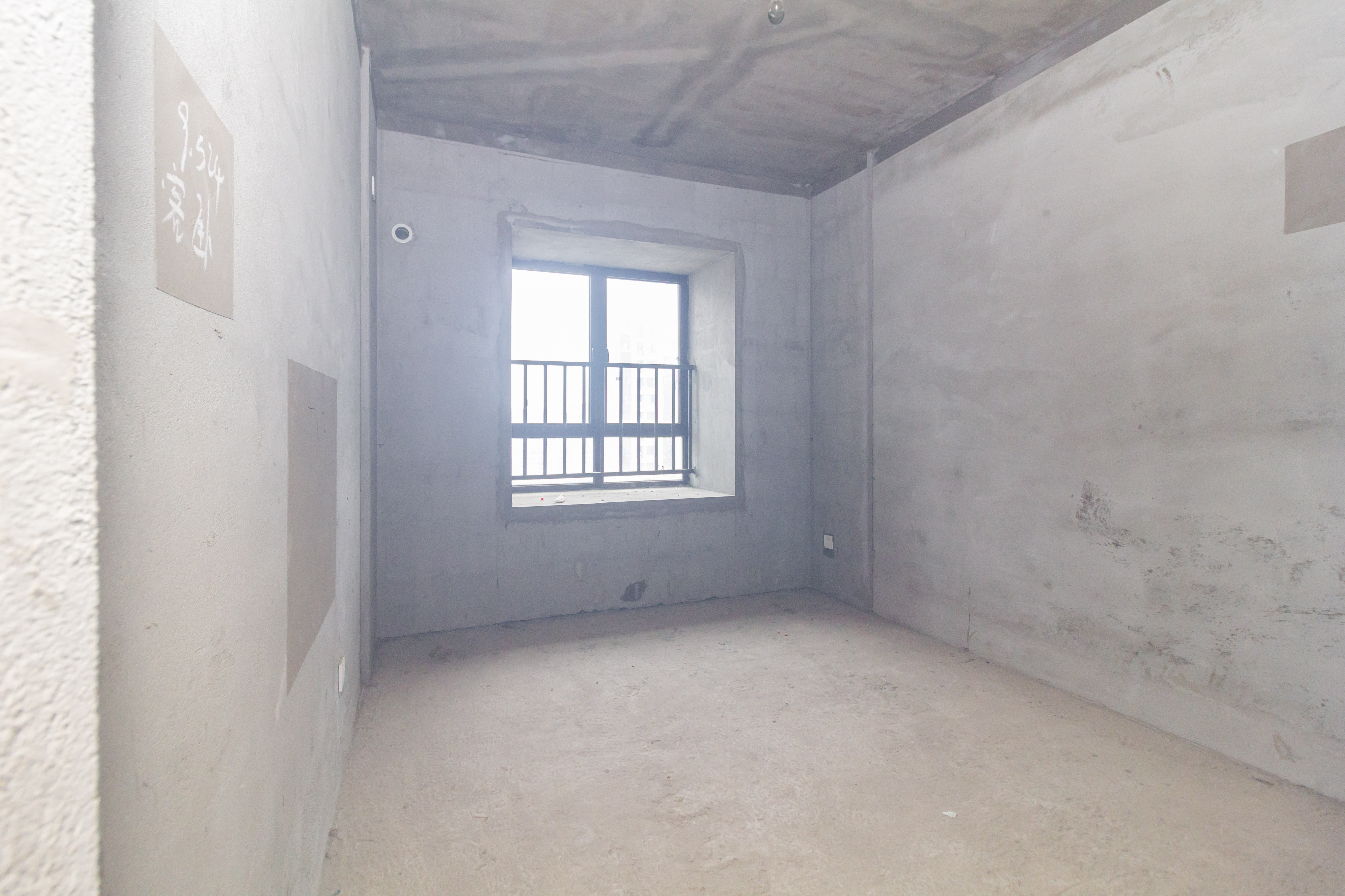 中交中央公园D1区  4室2厅2卫    140.0万 中交中央公园D1区  4室2厅2卫    140.0万卧室