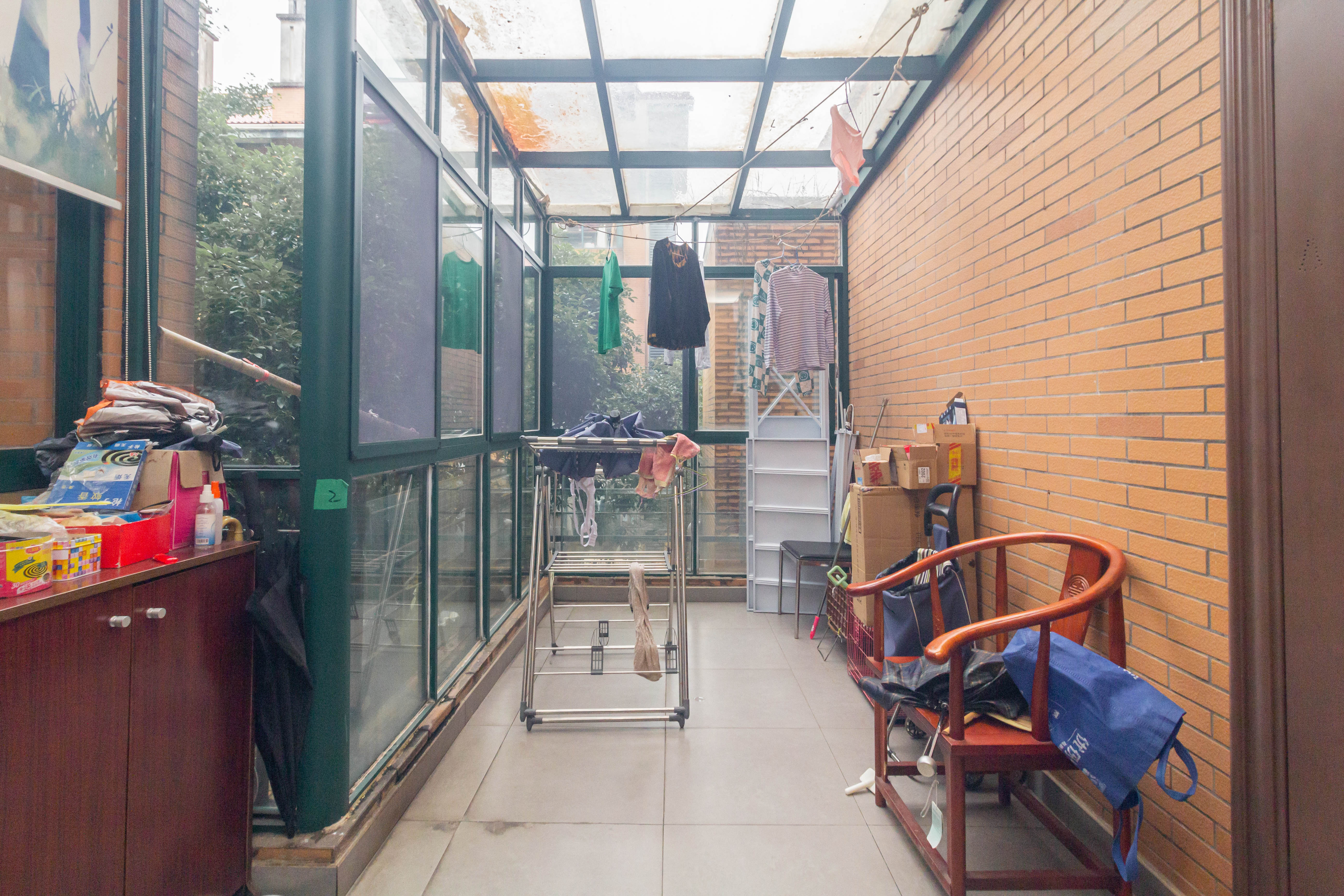 东业早安星城  4室2厅2卫    118.0万阳台