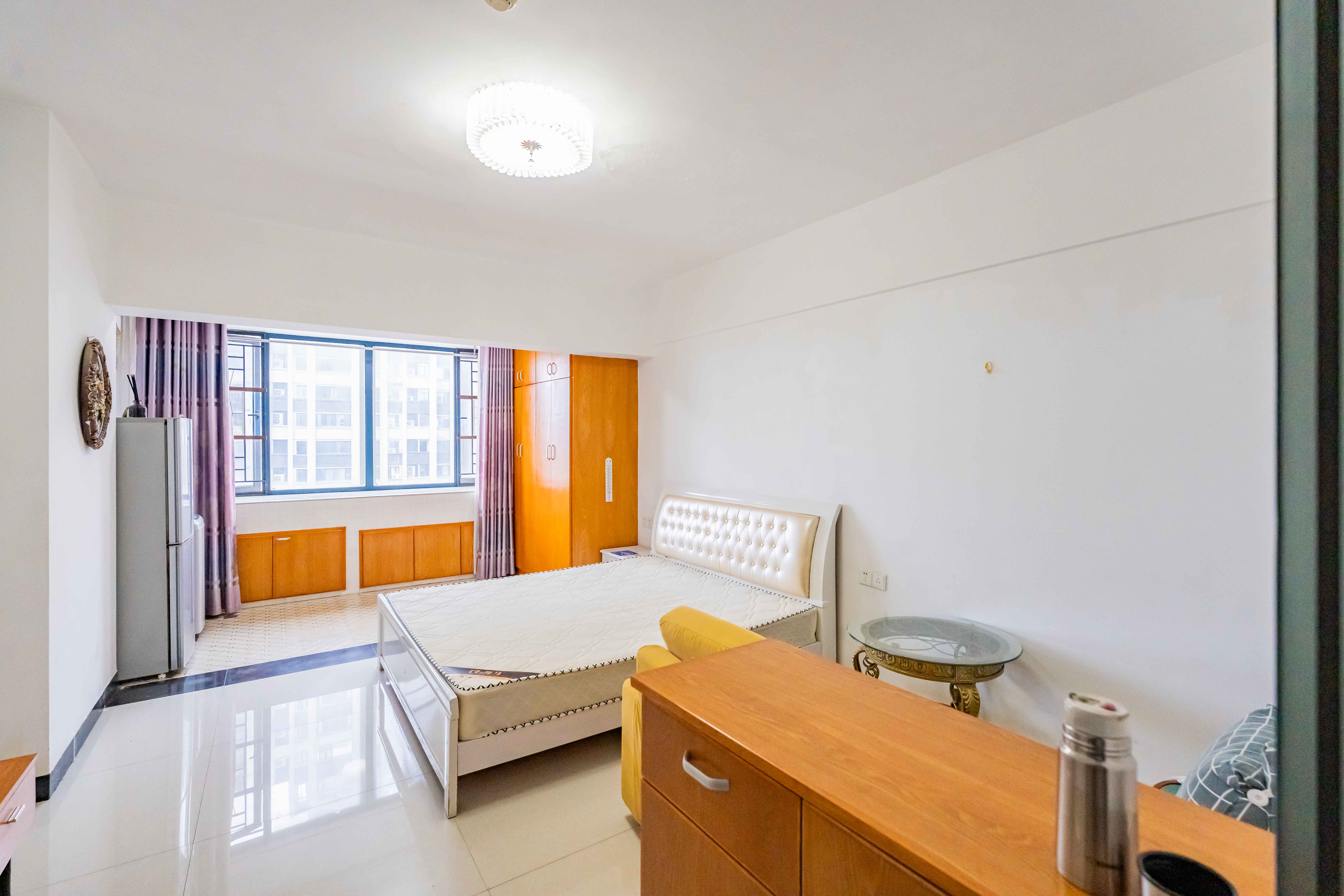 观园国际公寓 1室1厅1卫 32.0万 观园国际公寓 1室1厅1卫 32.0万卧室