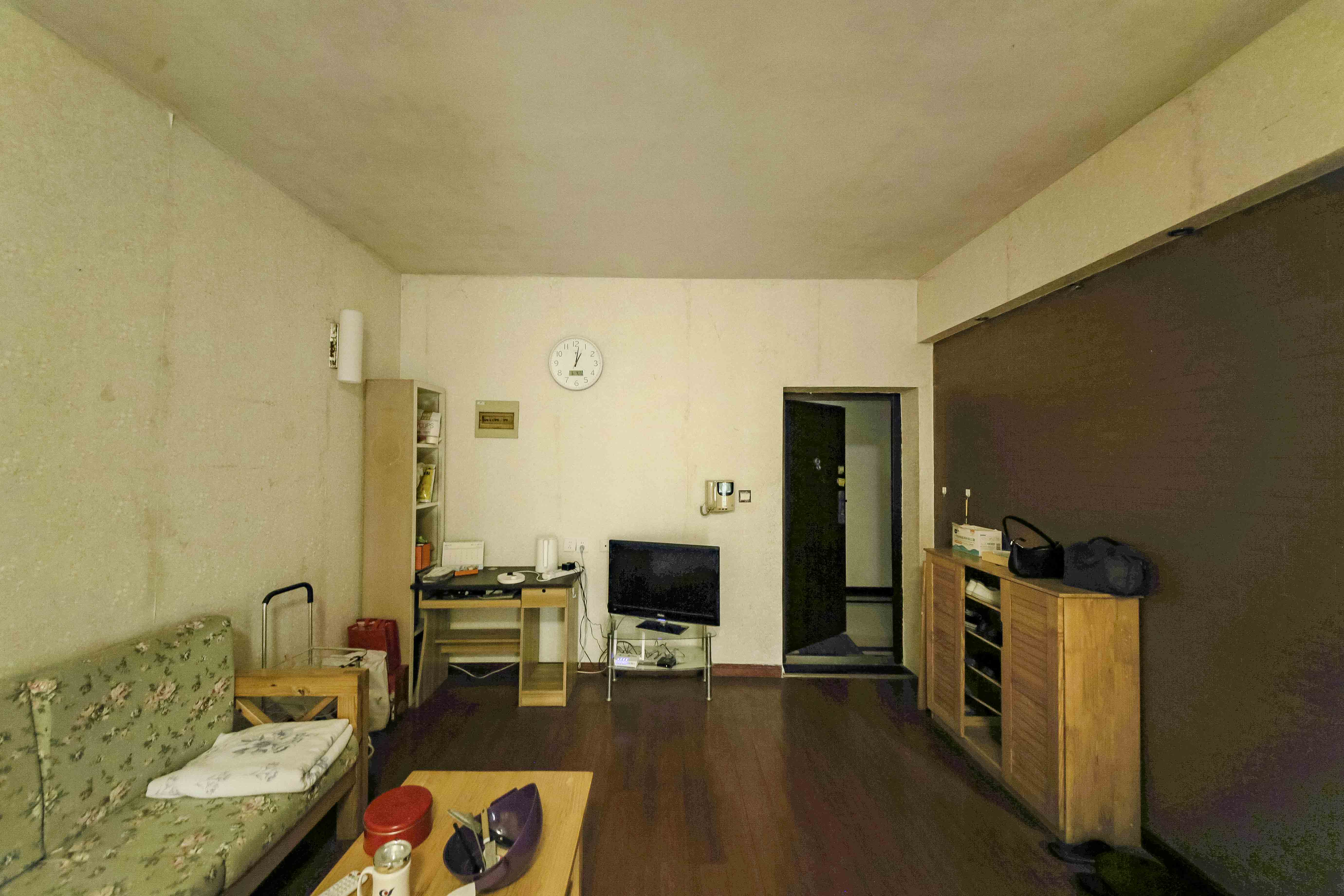 满庭芳小区  1室1厅1卫    37.0万 满庭芳小区  1室1厅1卫    37.0万卧室