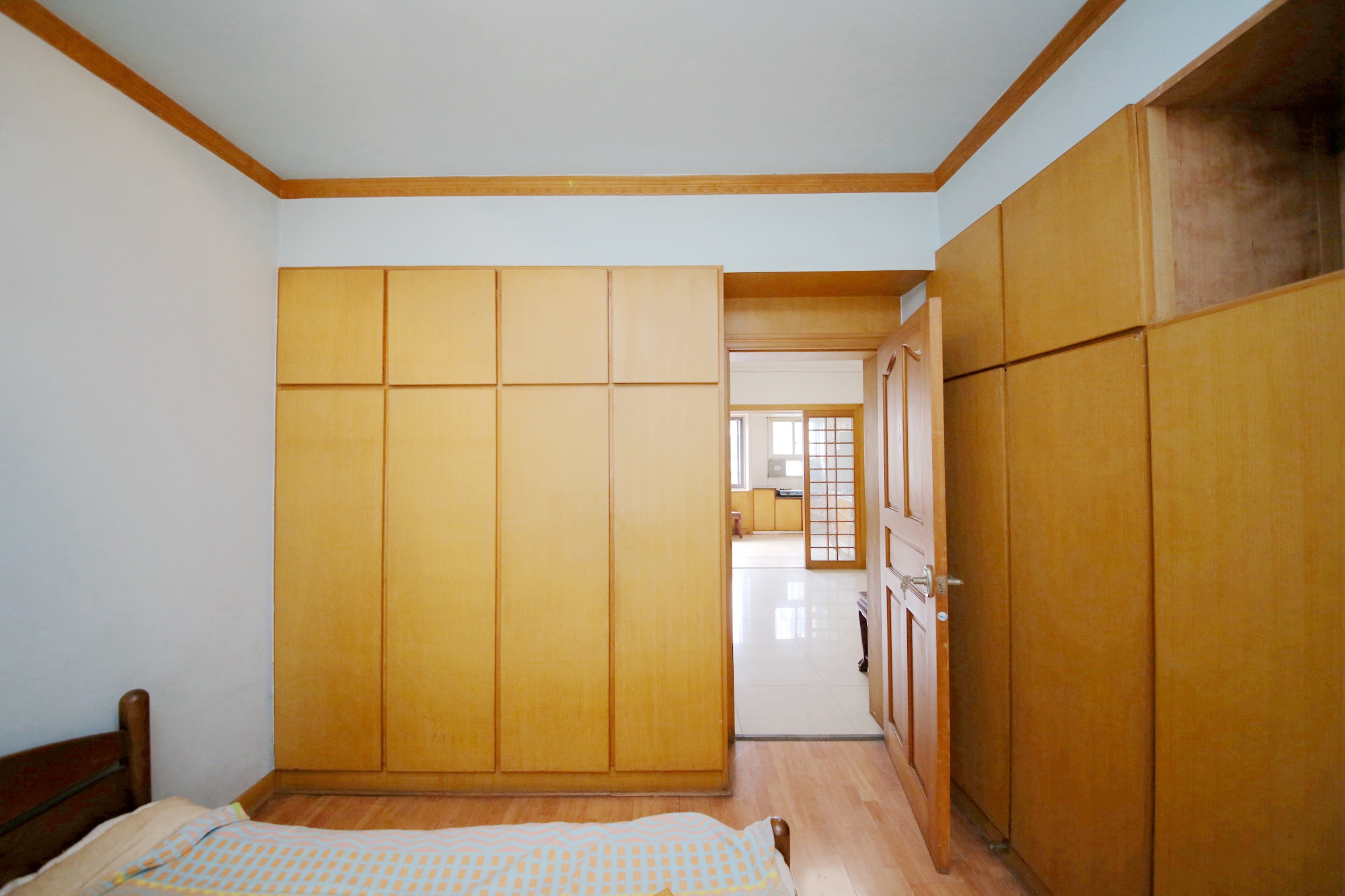 向韶村  2室1厅1卫   50.00万卧室