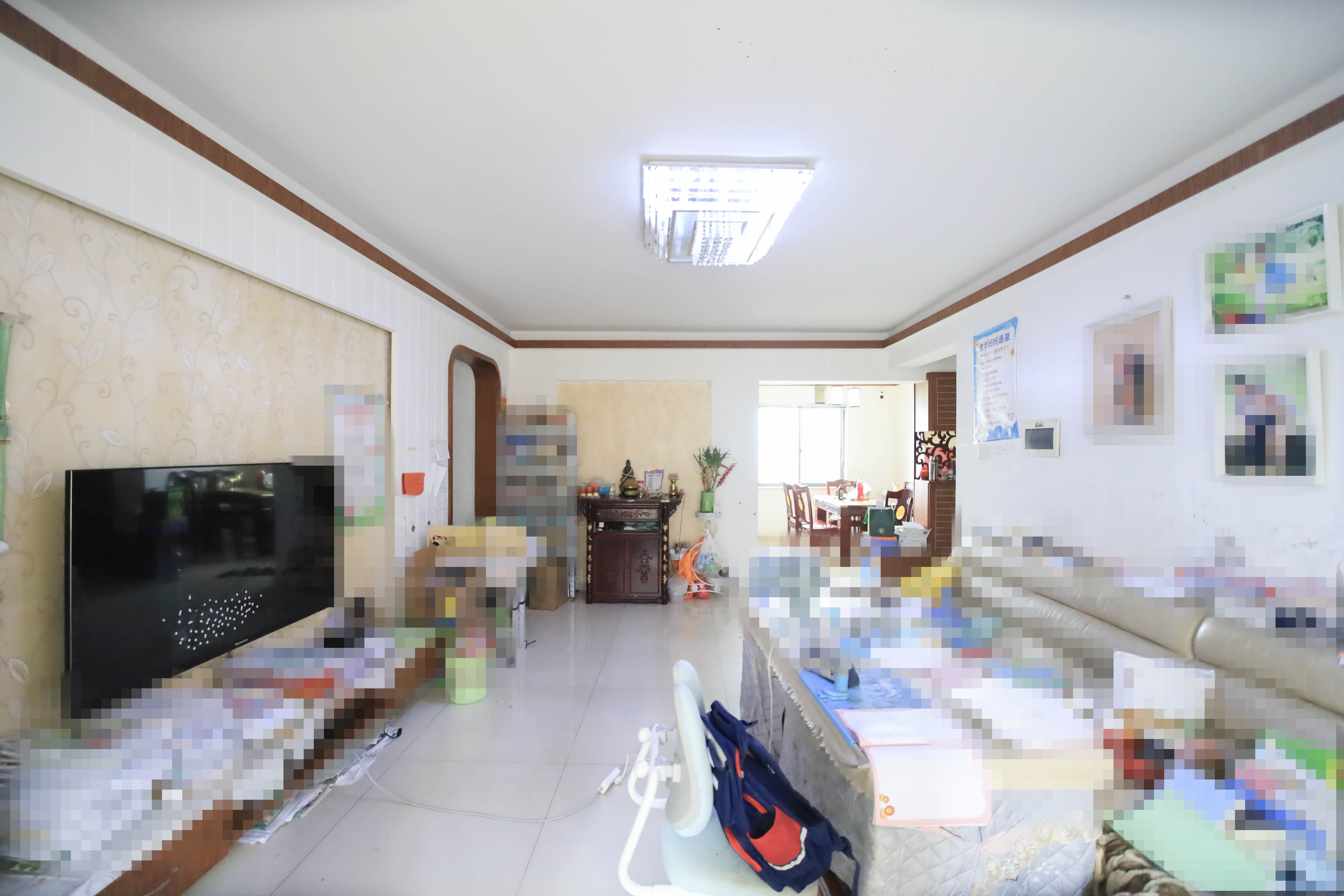 鑫天御景湾  3室2厅2卫   135.00万