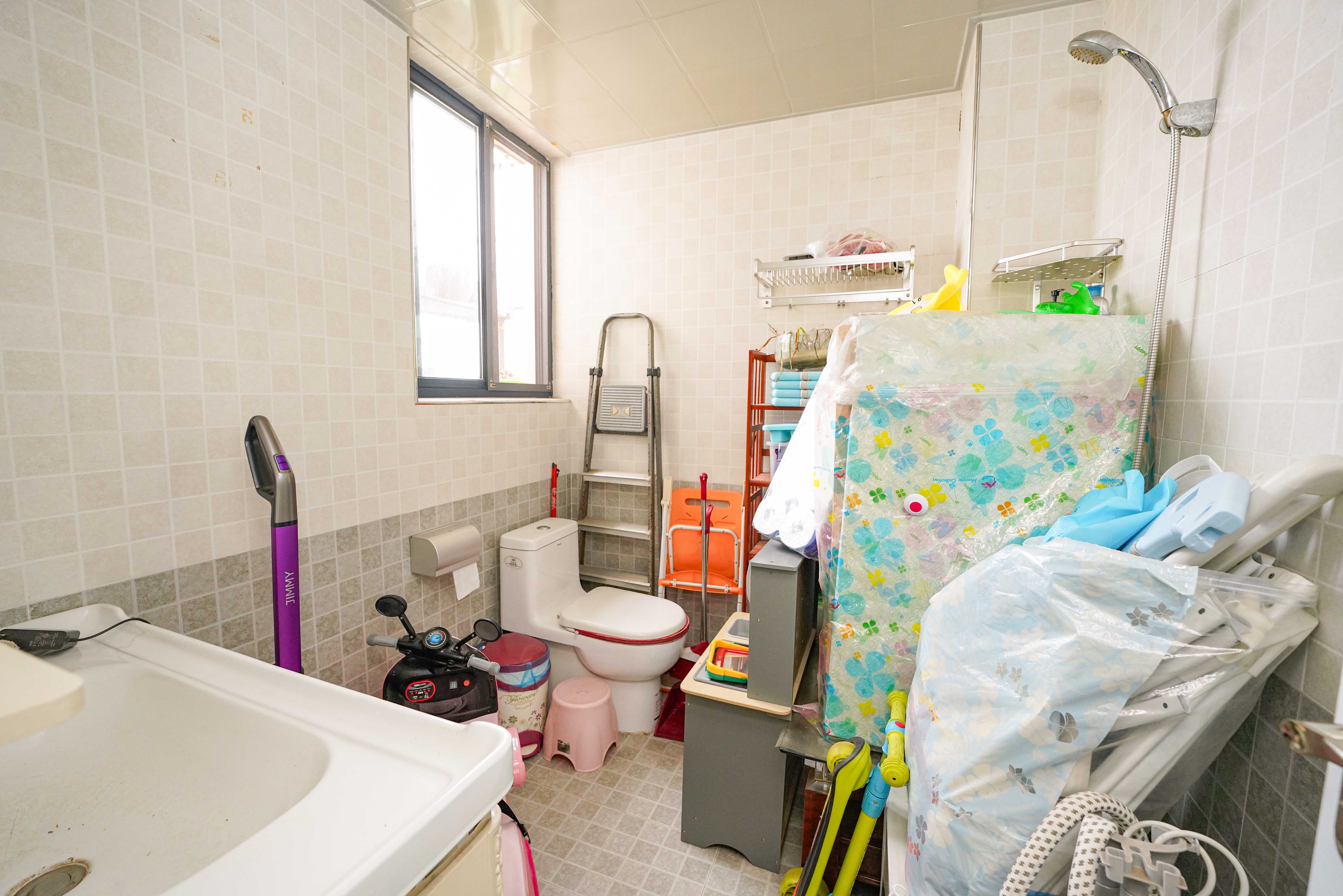 黑金时代广场 3室2厅2卫 100.0万 黑金时代广场 3室2厅2卫 100.0万其他