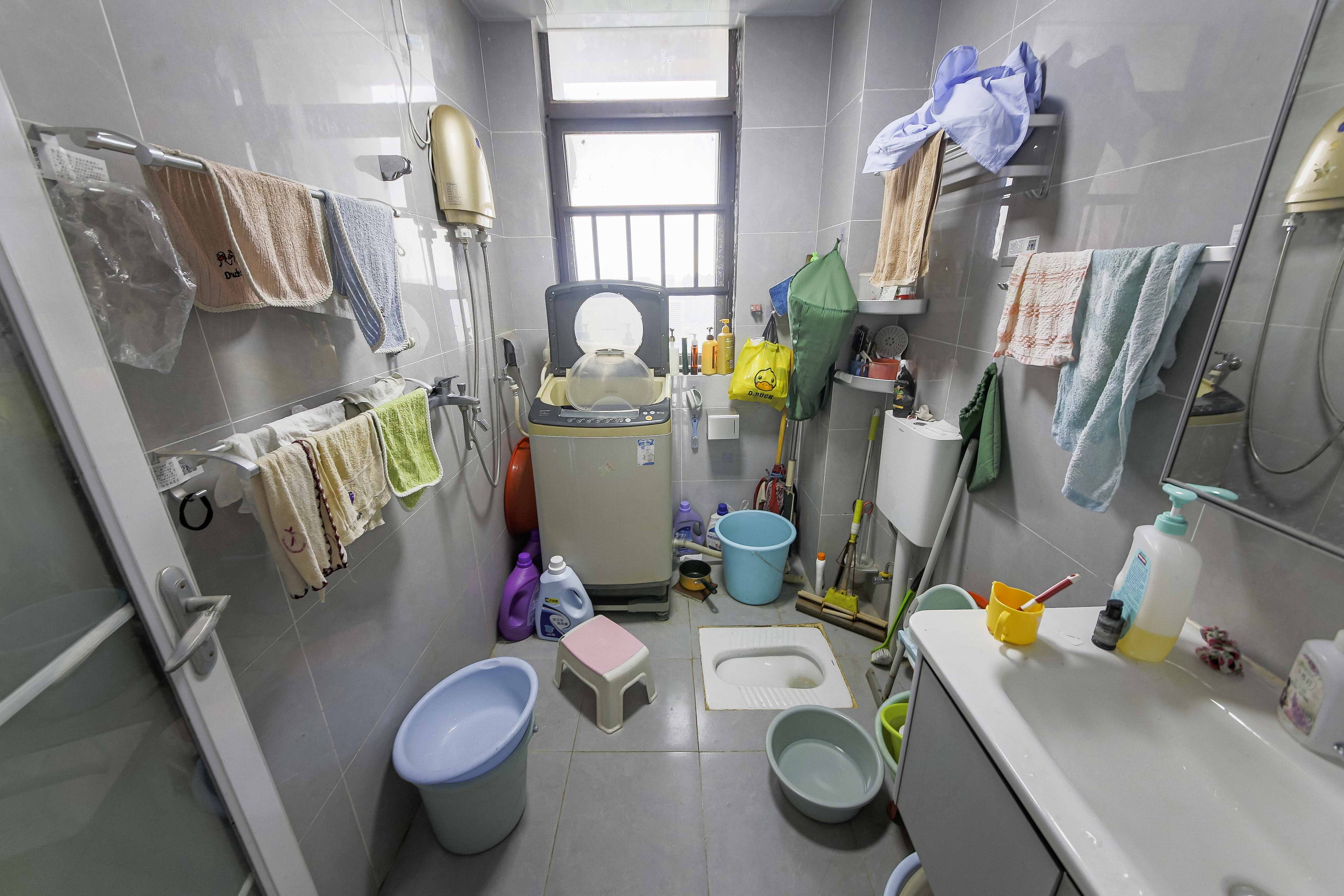 中建信和城  3室2厅2卫   140.00万卫生间