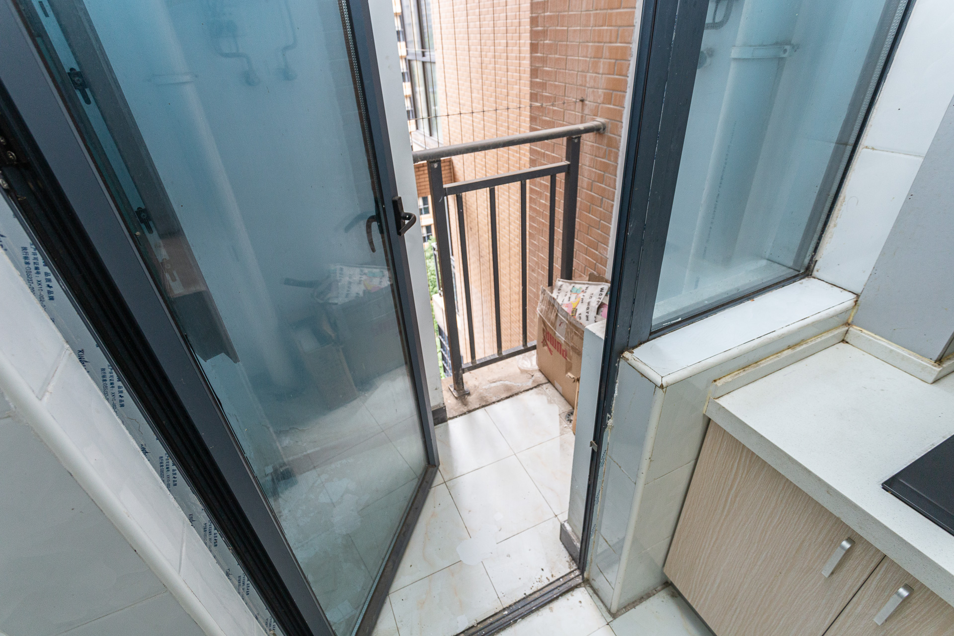 玛丽的花园(金色阳光家园) 3室2厅1卫 80.0万 玛丽的花园(金色阳光家园) 3室2厅1卫 80.0万阳台