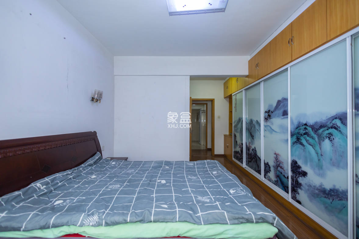 紫晶城  3室2厅2卫    98.8万 紫晶城  3室2厅2卫    98.8万卧室