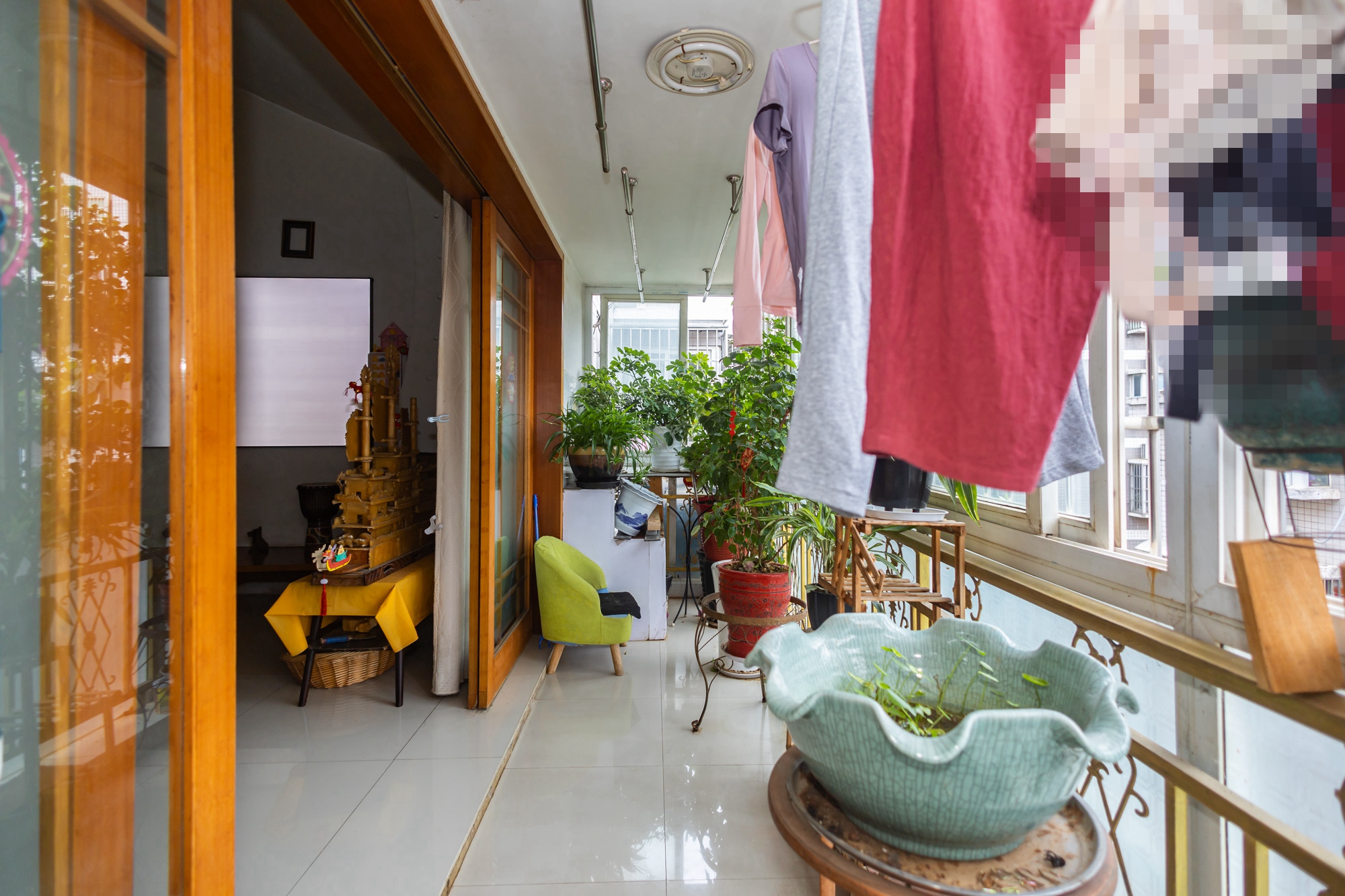 湘绣城  4室2厅1卫    84.0万阳台