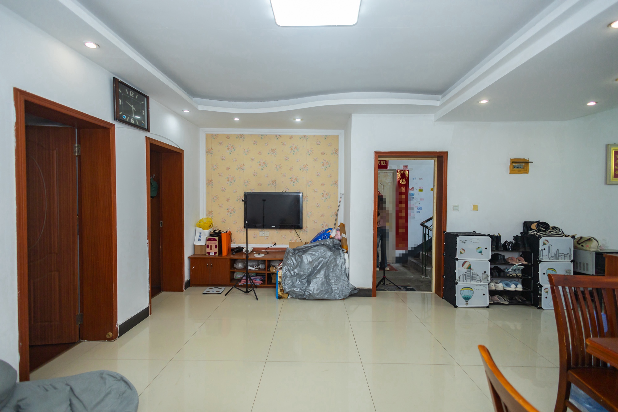 中南汽车世界  2室2厅1卫    35.0万 中南汽车世界  2室2厅1卫    35.0万客厅