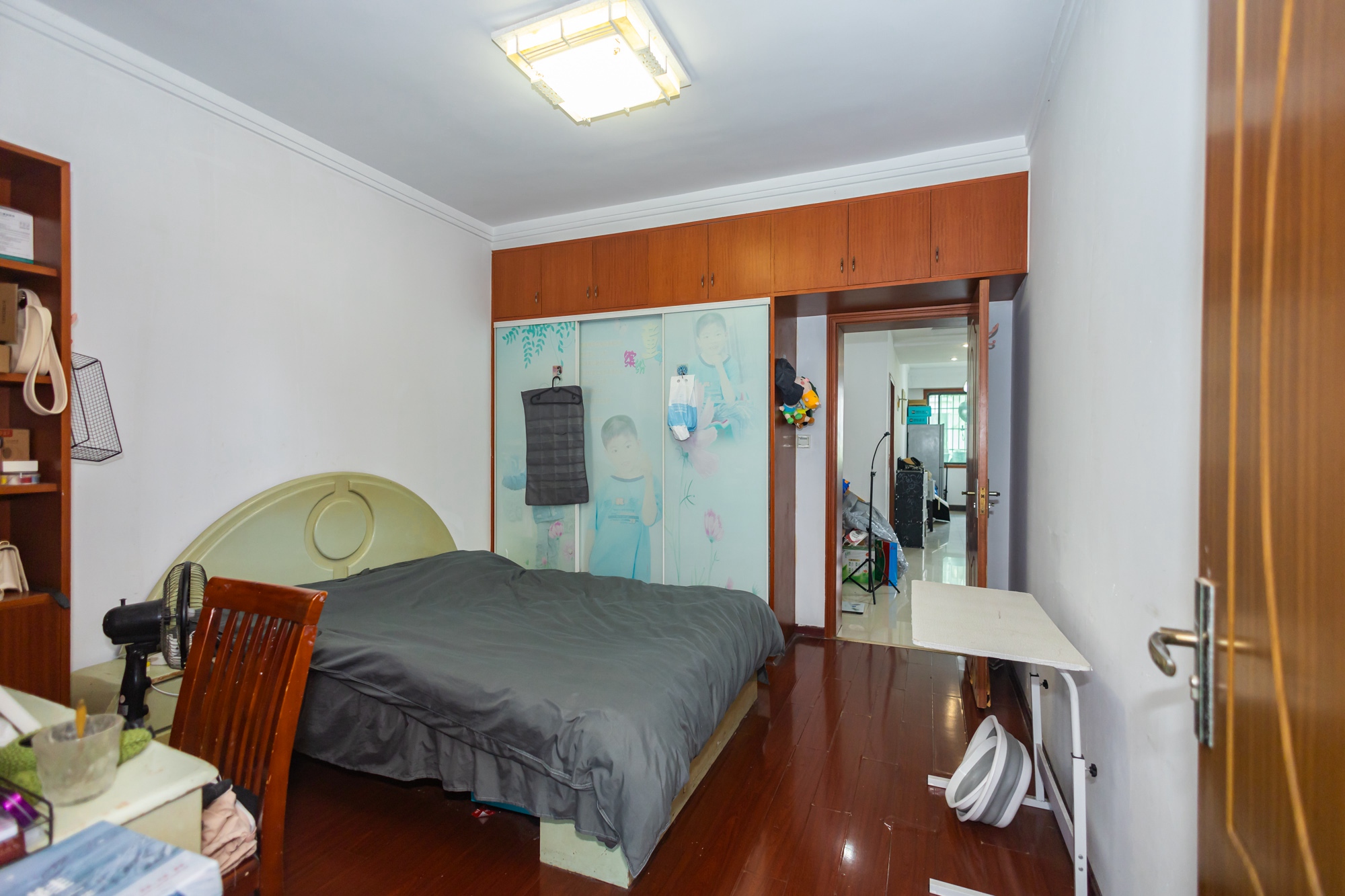 中南汽车世界  2室2厅1卫    35.0万 中南汽车世界  2室2厅1卫    35.0万卧室