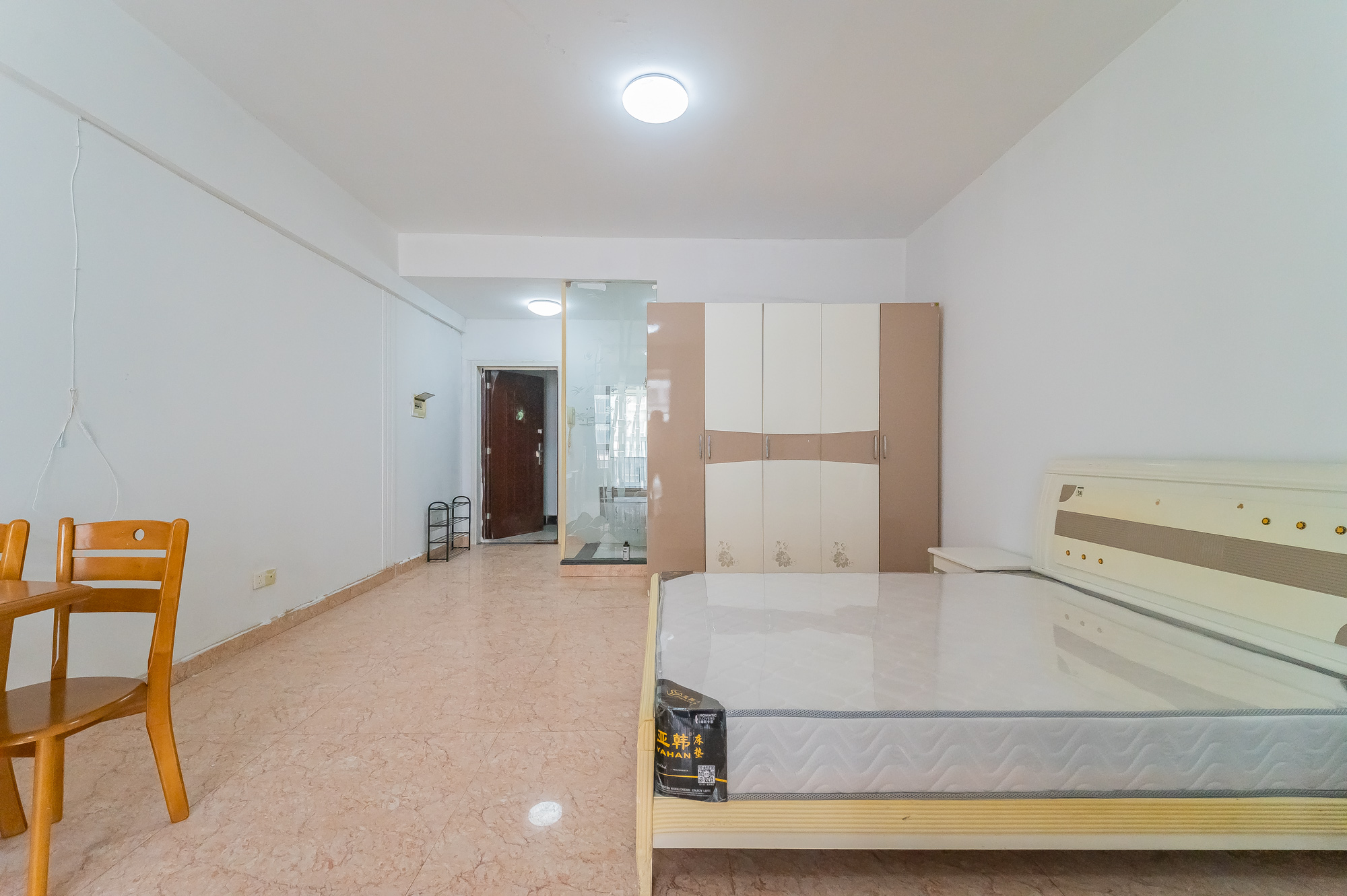 开源鑫景 1室1厅1卫 29.8万 开源鑫景 1室1厅1卫 29.8万卧室