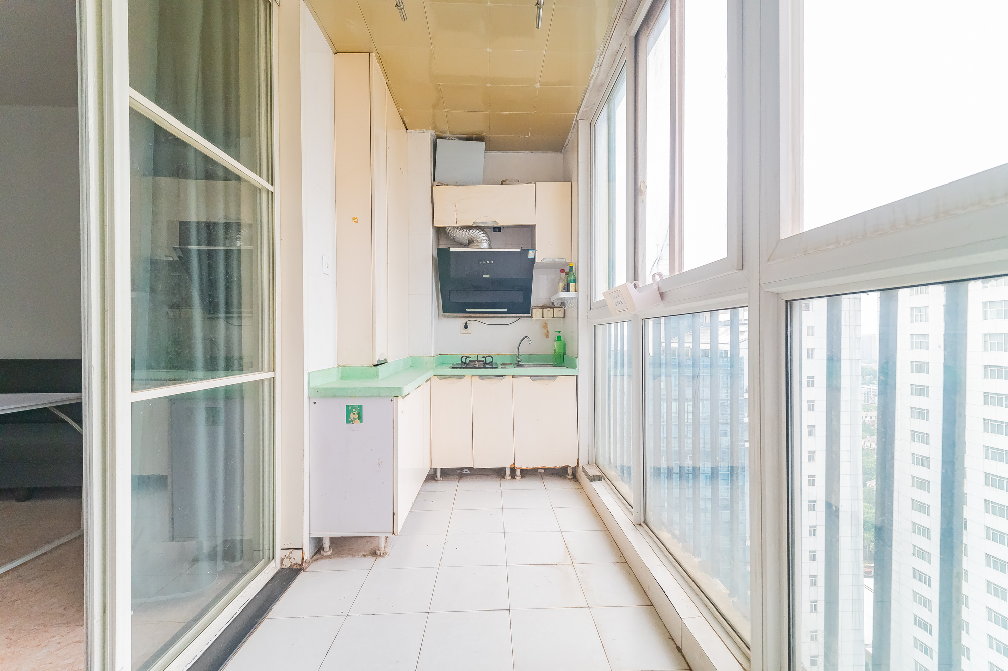 开源鑫景 1室1厅1卫 29.8万 开源鑫景 1室1厅1卫 29.8万阳台