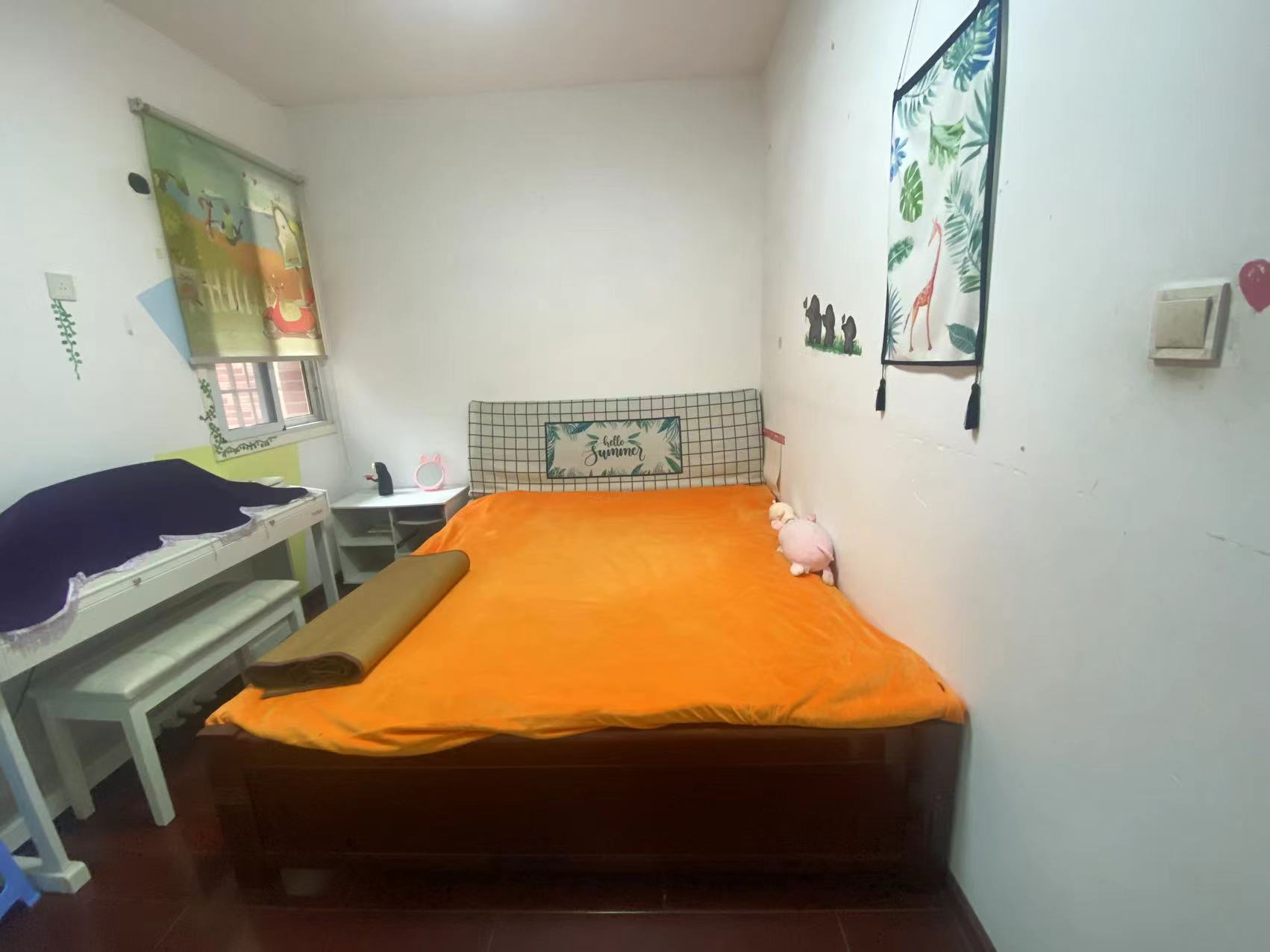 碧野华庭  3室2厅1卫    42.8万 碧野华庭  3室2厅1卫    42.8万室内图