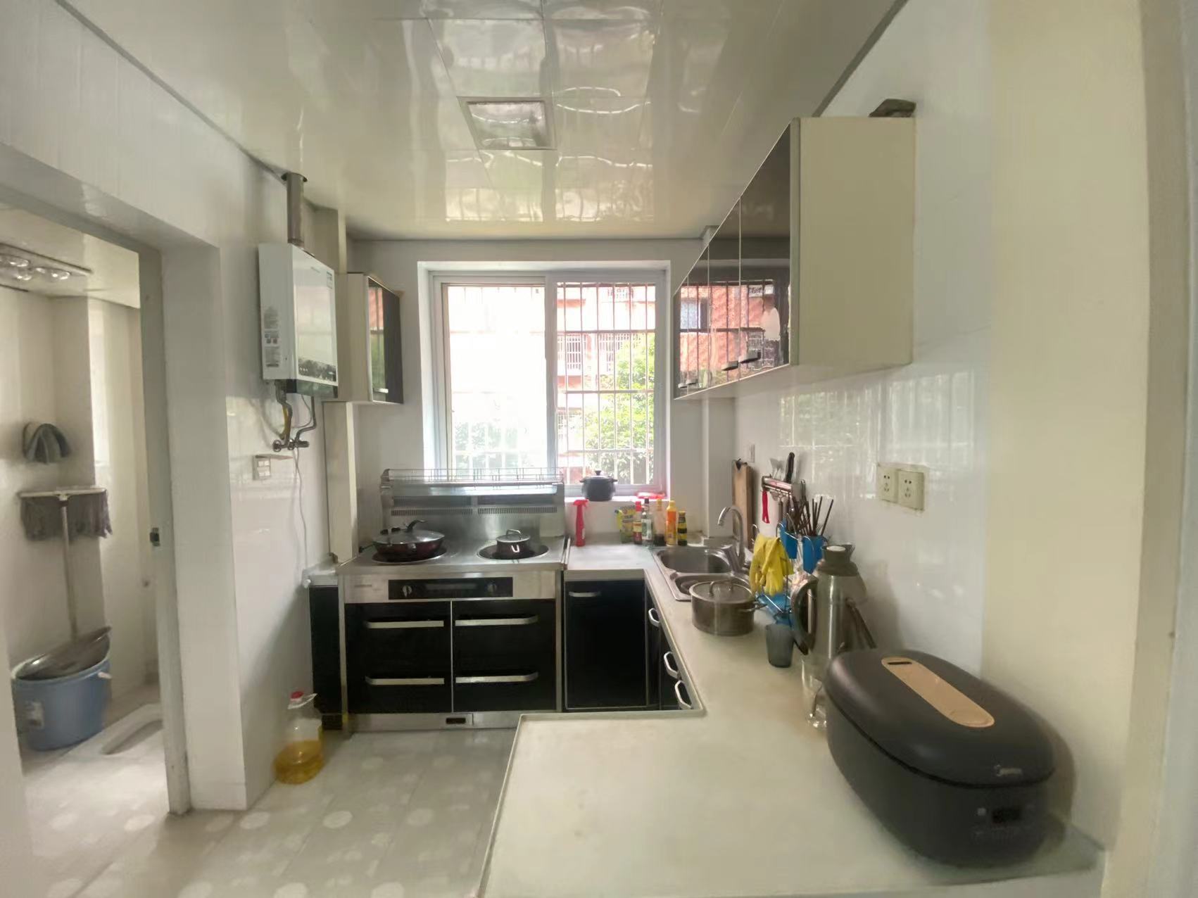 碧野华庭  3室2厅1卫    42.8万 碧野华庭  3室2厅1卫    42.8万室内图