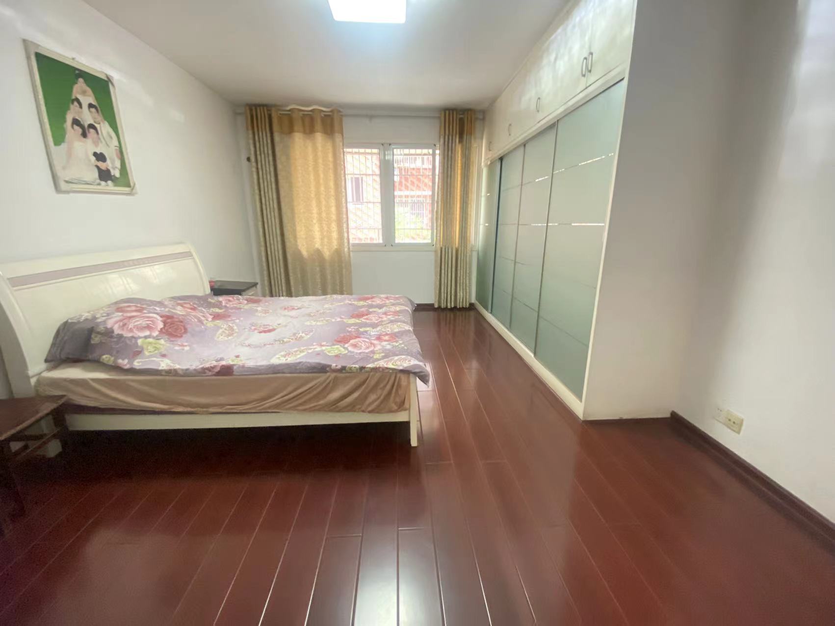 碧野华庭  3室2厅1卫    42.8万 碧野华庭  3室2厅1卫    42.8万室内图