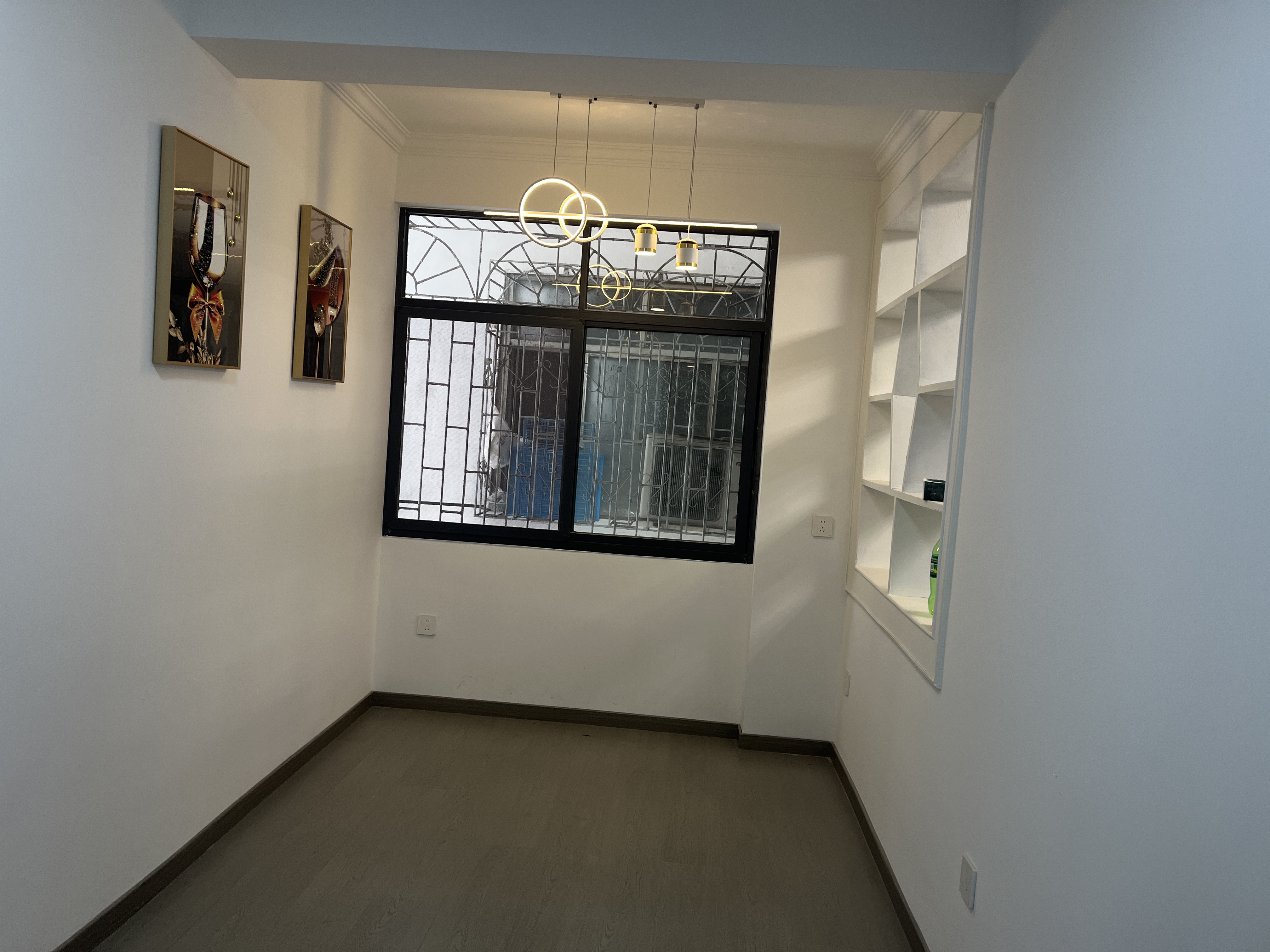 钟鼓岭龙山塘 2室1厅1卫 28.8万 钟鼓岭龙山塘 2室1厅1卫 28.8万室内图