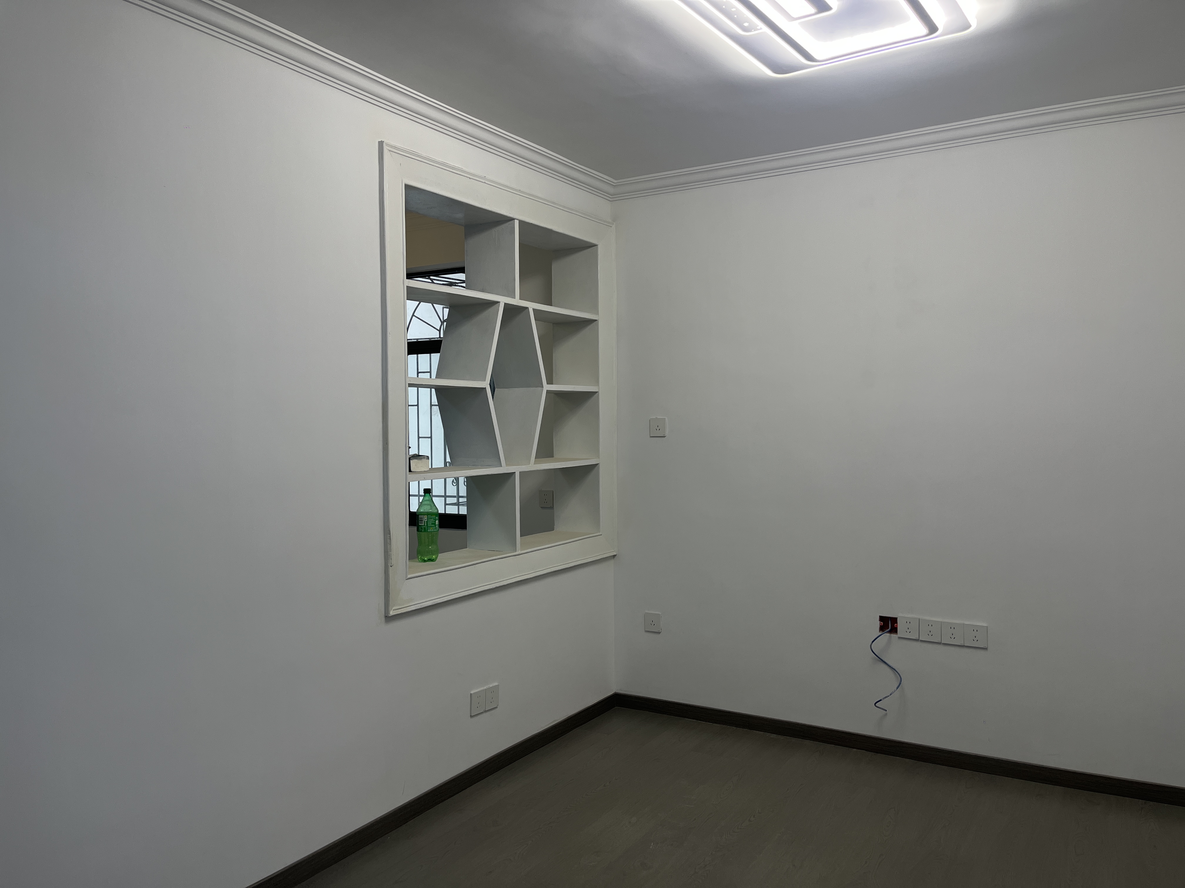 钟鼓岭龙山塘 2室1厅1卫 28.8万 钟鼓岭龙山塘 2室1厅1卫 28.8万室内图