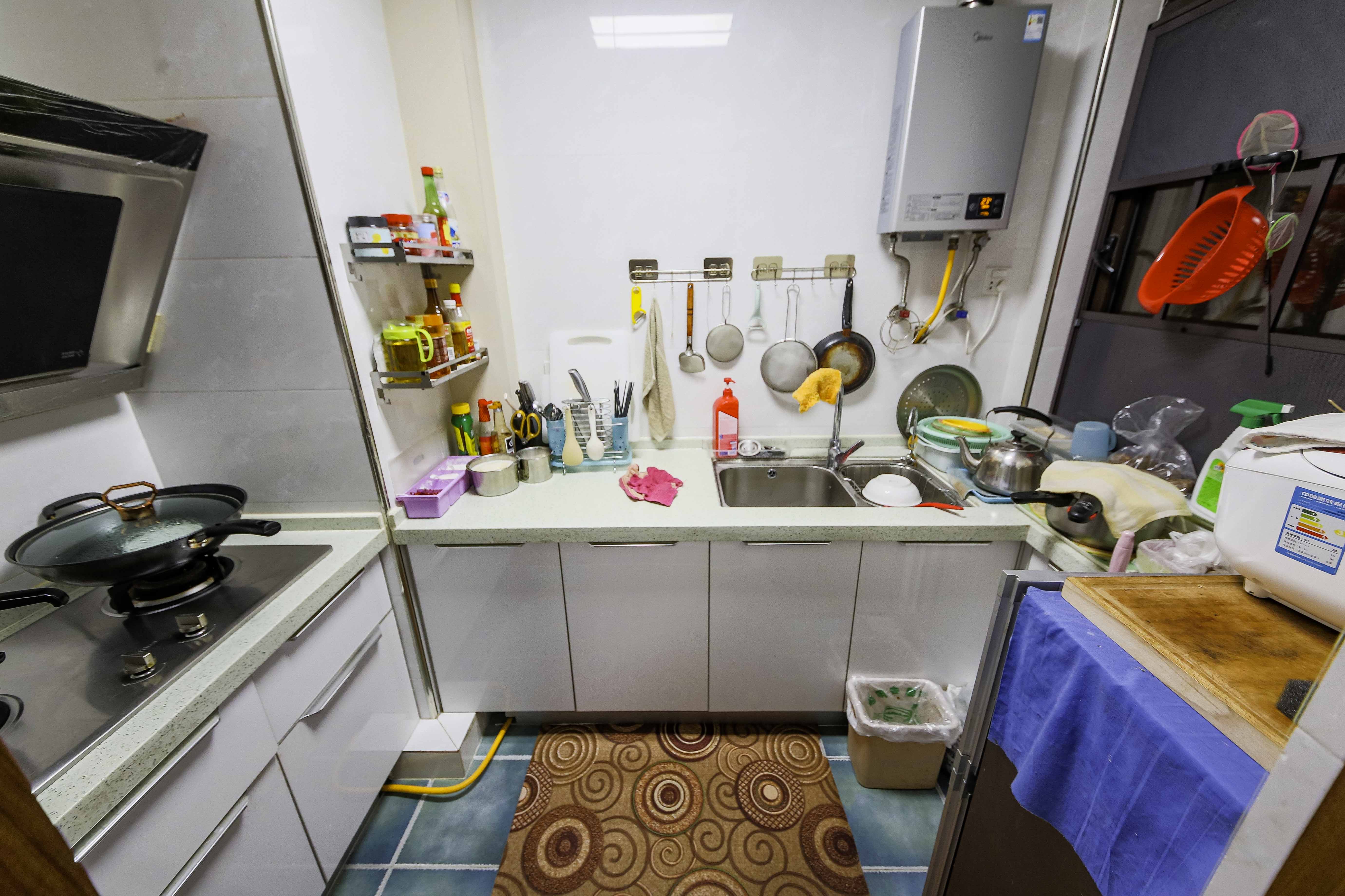 中建信和城 3室2厅1卫 113.8万 中建信和城 3室2厅1卫 113.8万厨房