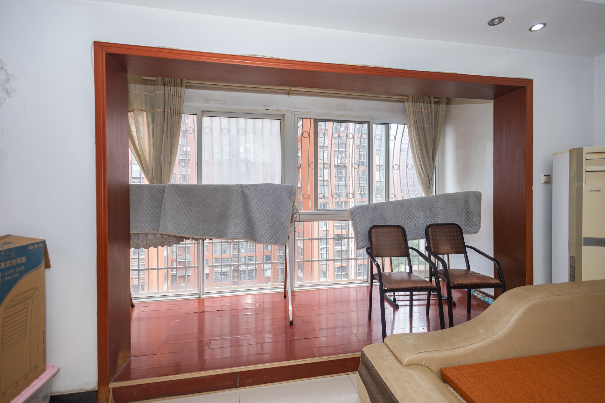 广泰家园  4室2厅2卫    88.0万 广泰家园  4室2厅2卫    88.0万阳台