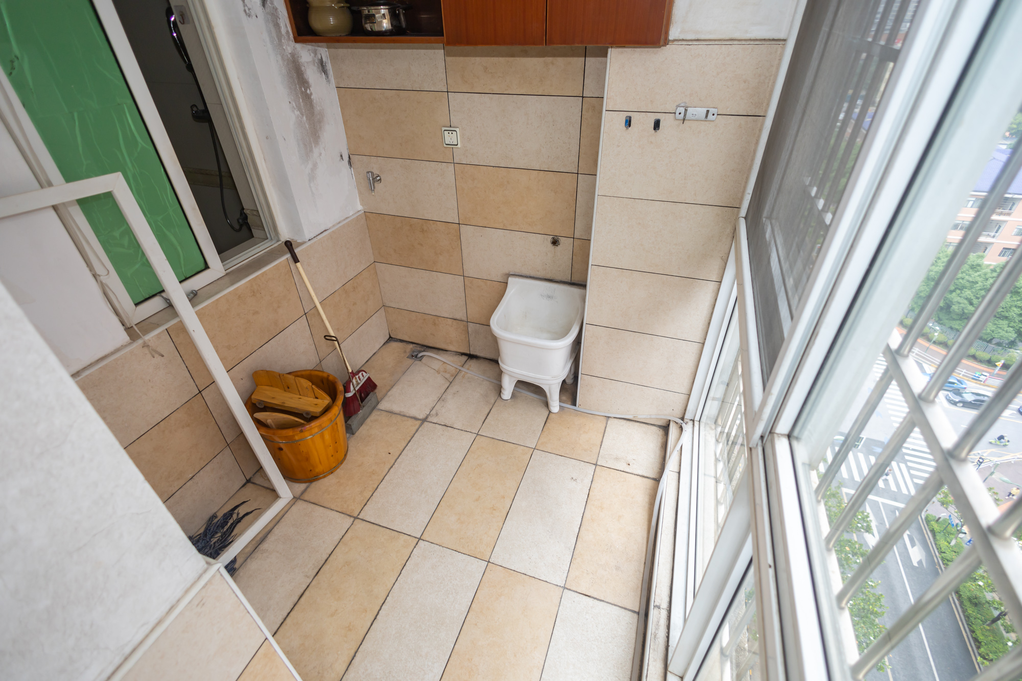 广泰家园  4室2厅2卫    88.0万 广泰家园  4室2厅2卫    88.0万阳台