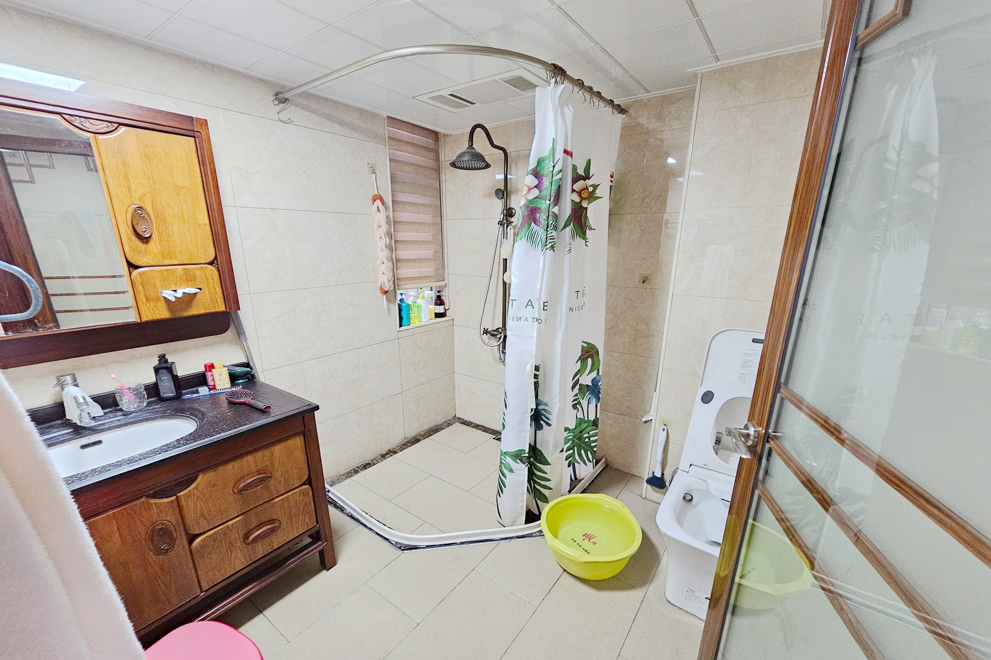 嘉宇盛世华章 4室2厅1卫 162.0万 嘉宇盛世华章 4室2厅1卫 162.0万卫生间