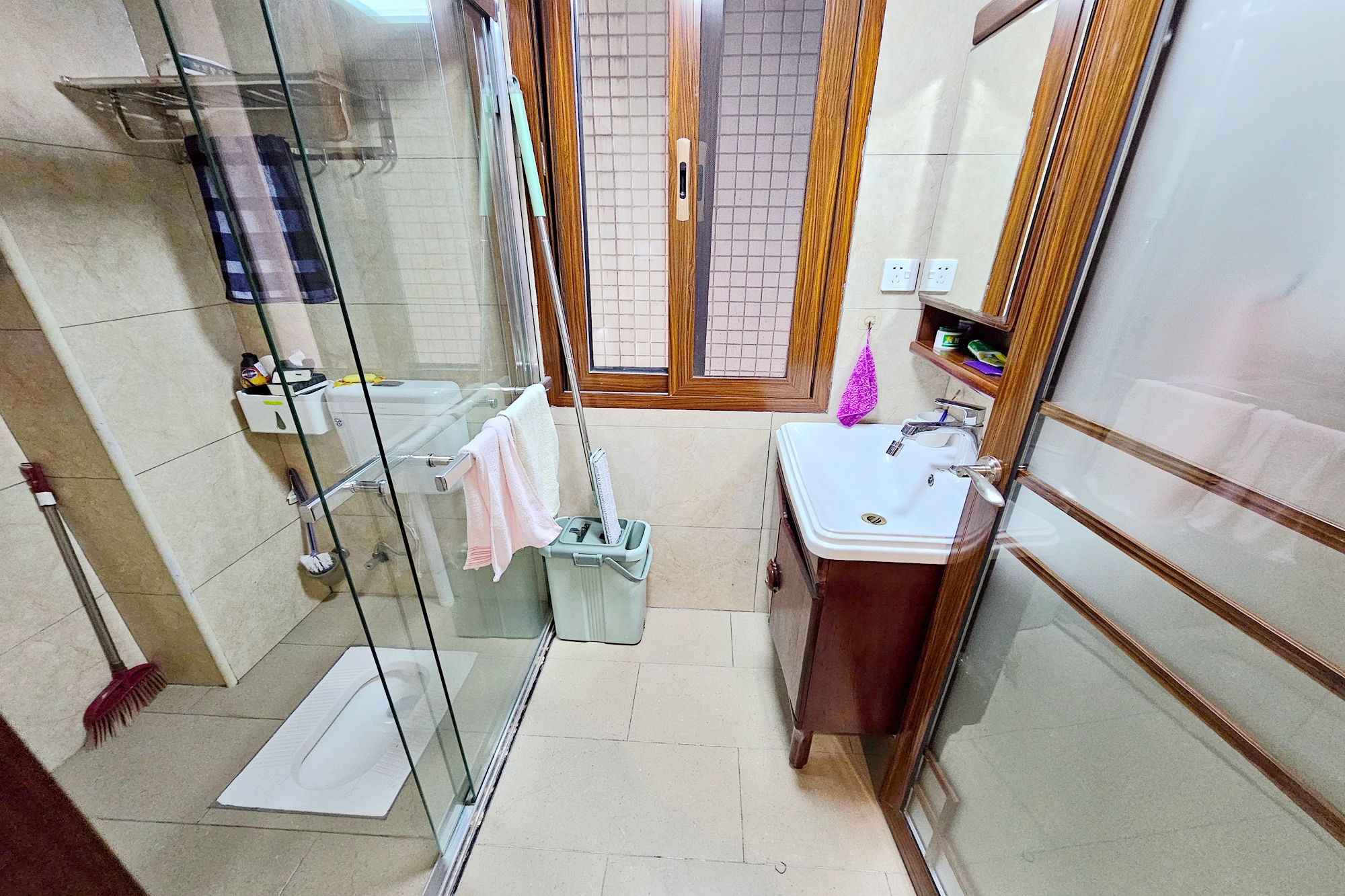 嘉宇盛世华章 4室2厅1卫 162.0万 嘉宇盛世华章 4室2厅1卫 162.0万卫生间