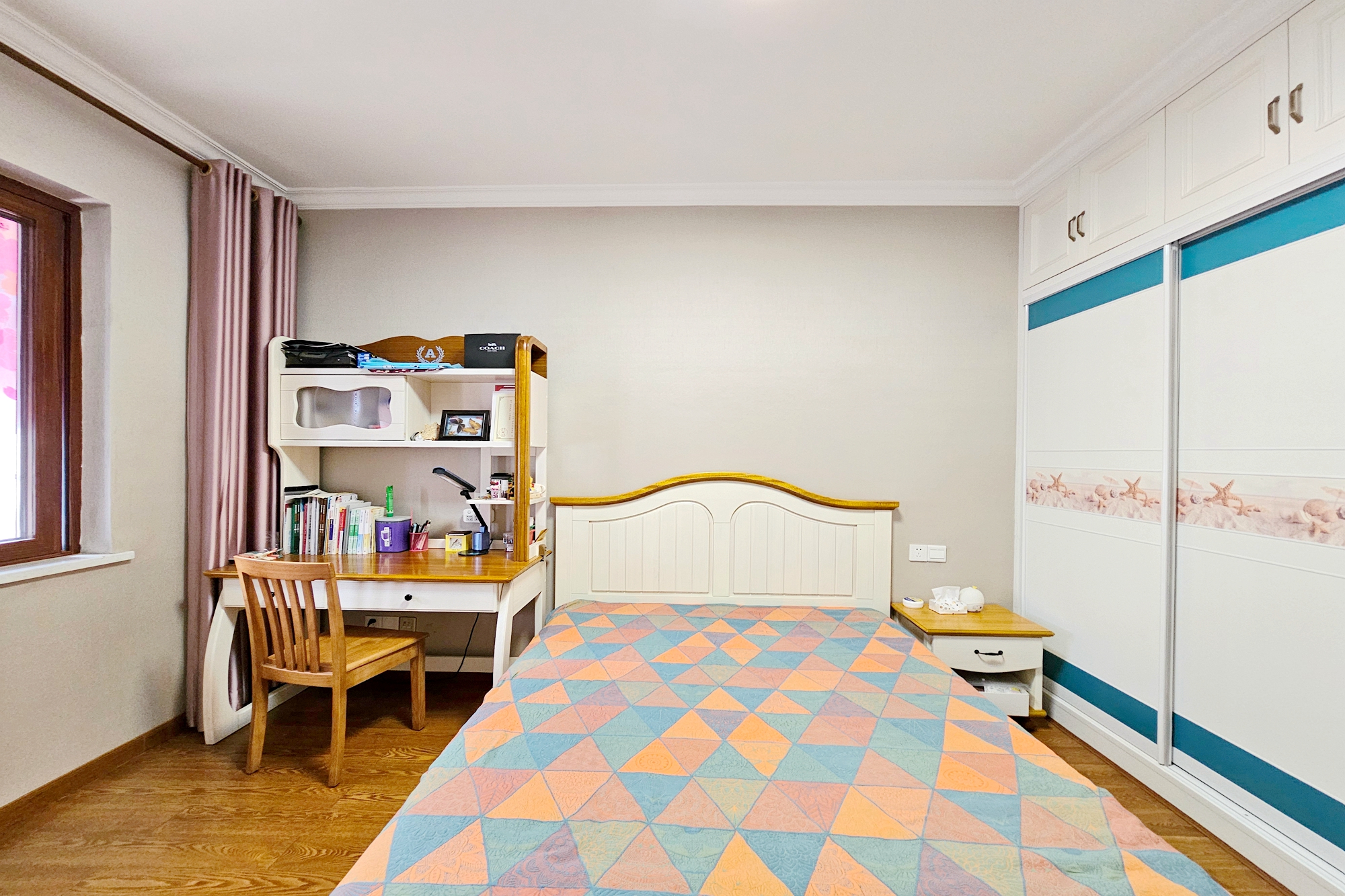 嘉宇盛世华章 4室2厅1卫 162.0万 嘉宇盛世华章 4室2厅1卫 162.0万卧室