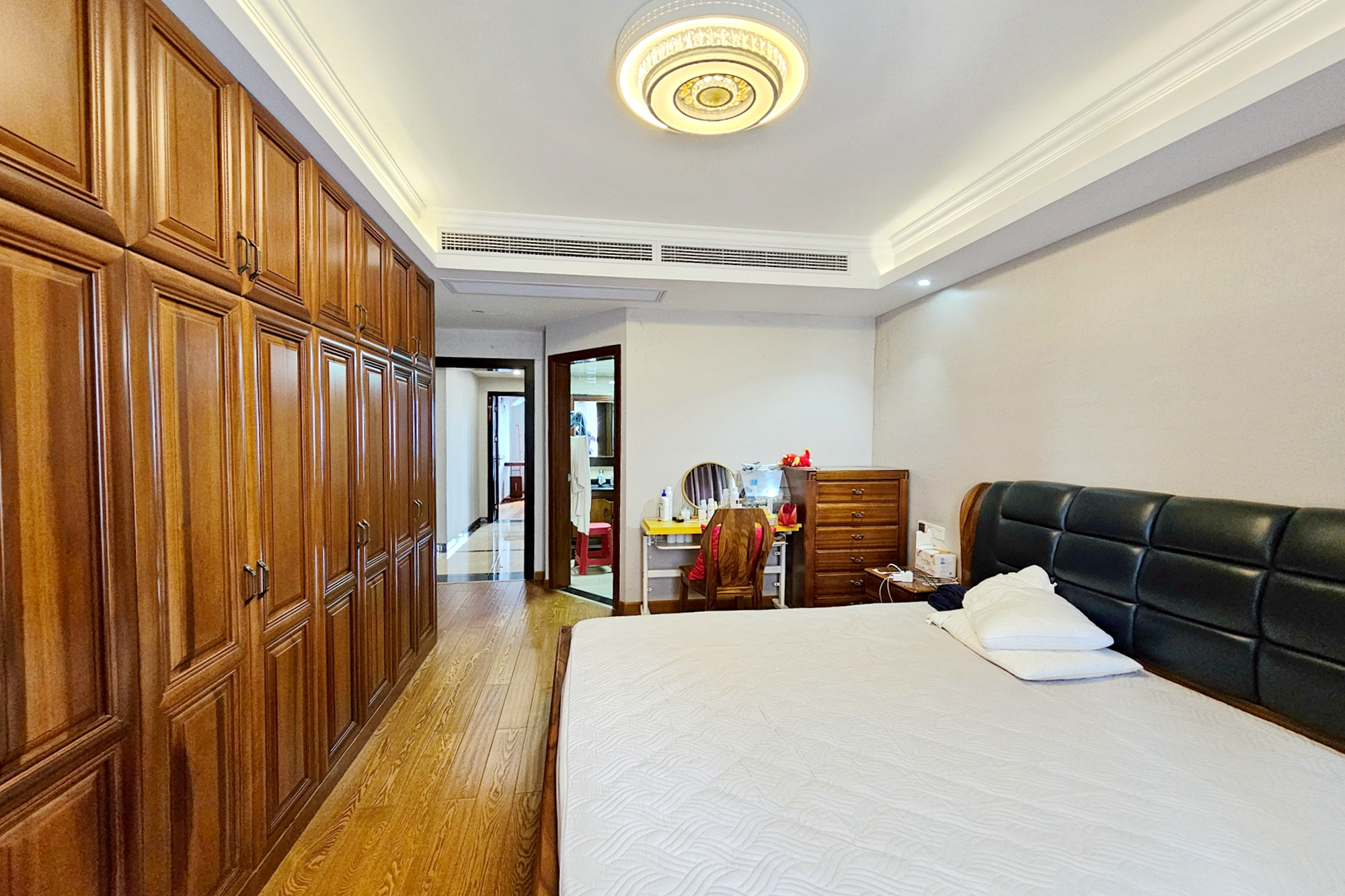 嘉宇盛世华章 4室2厅1卫 162.0万 嘉宇盛世华章 4室2厅1卫 162.0万卧室