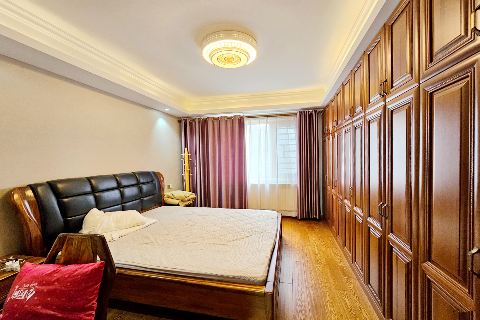 嘉宇盛世华章 4室2厅1卫 162.0万 嘉宇盛世华章 4室2厅1卫 162.0万卧室