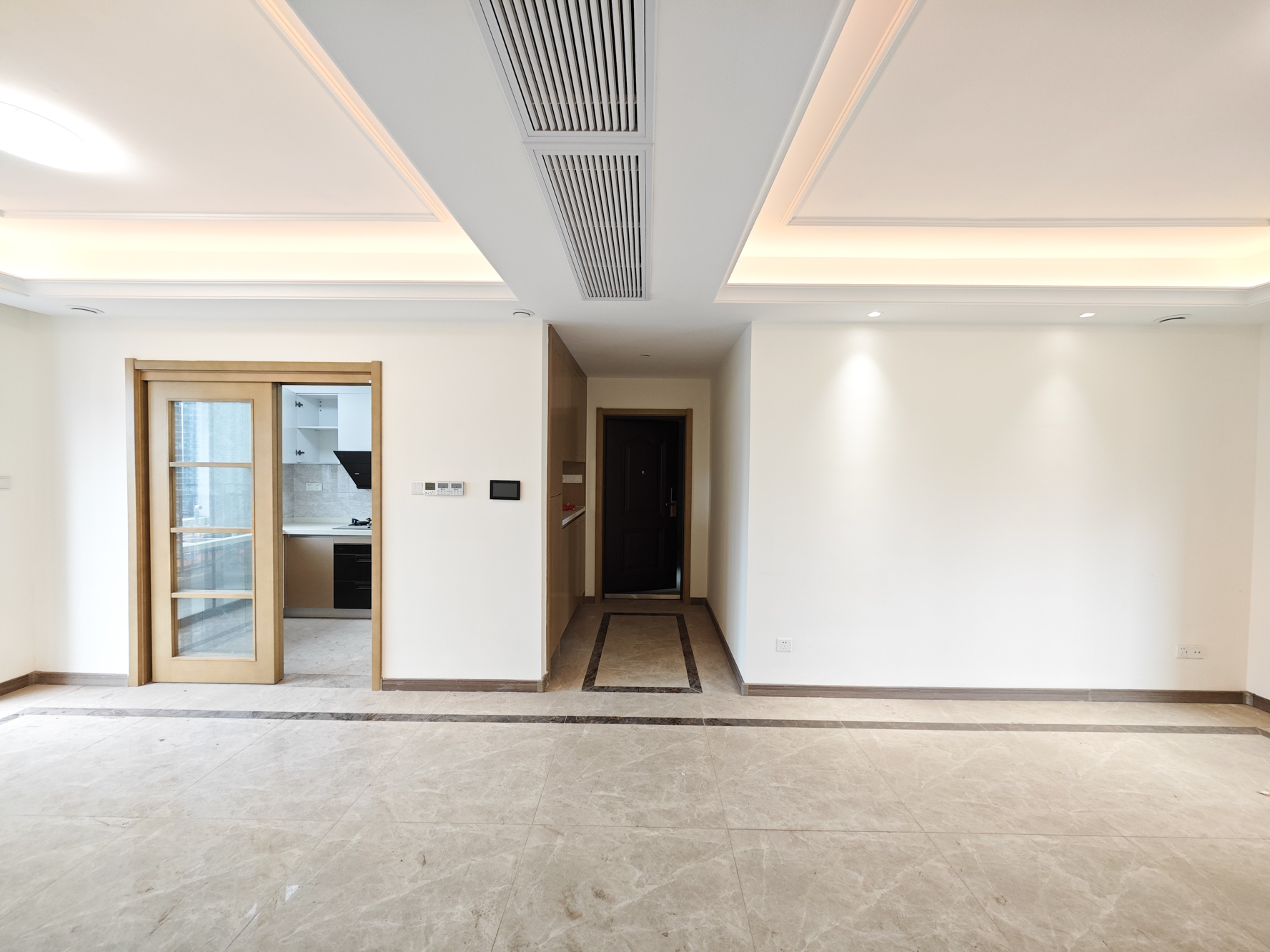 中建嘉和城凤凰台(中建瑞兴家园) 4室2厅2卫 105.0万 中建嘉和城凤凰台(中建瑞兴家园) 4室2厅2卫 105.0万客厅