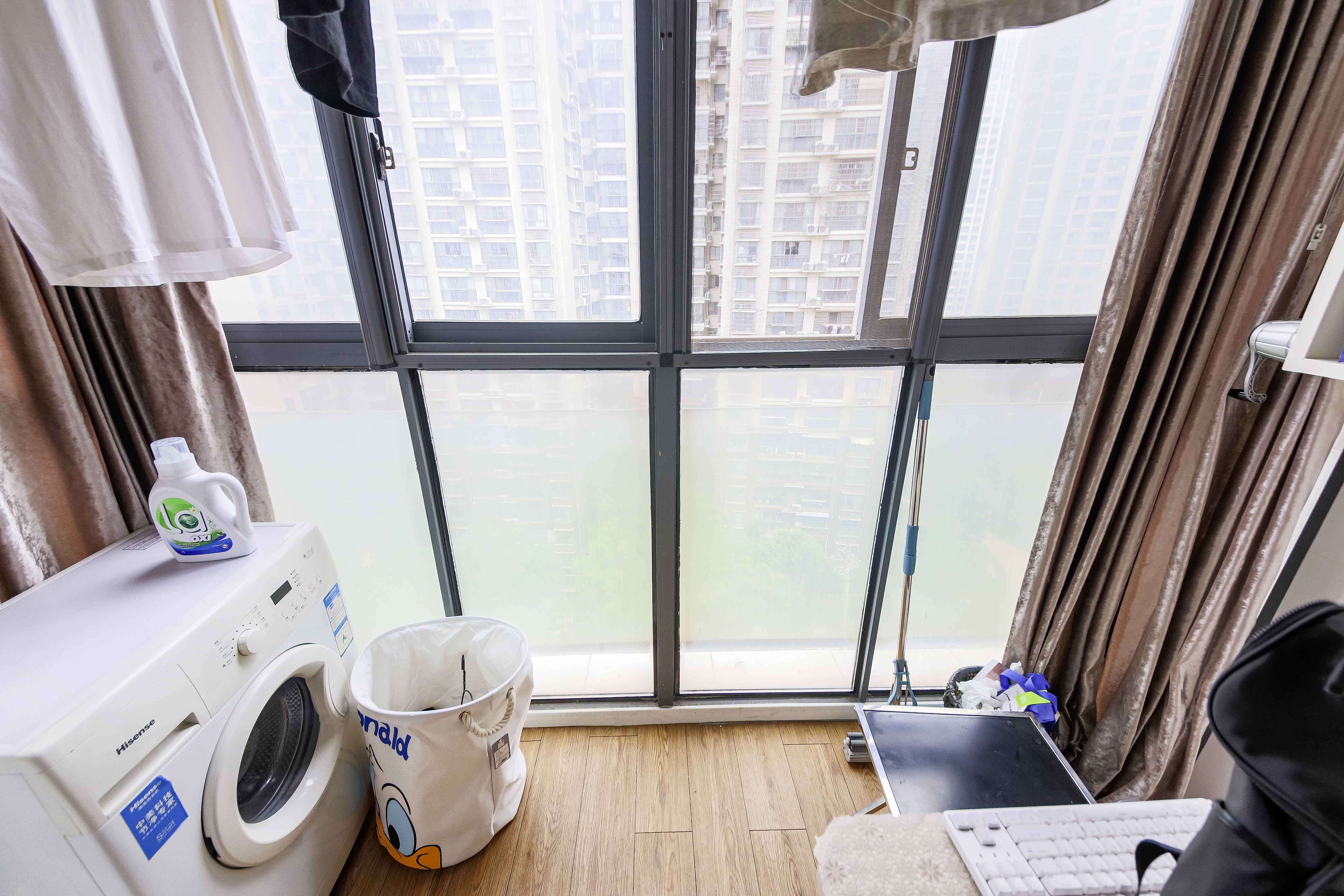 标志浪漫满屋(枫景公寓) 1室1厅1卫 39.8万 标志浪漫满屋(枫景公寓) 1室1厅1卫 39.8万阳台