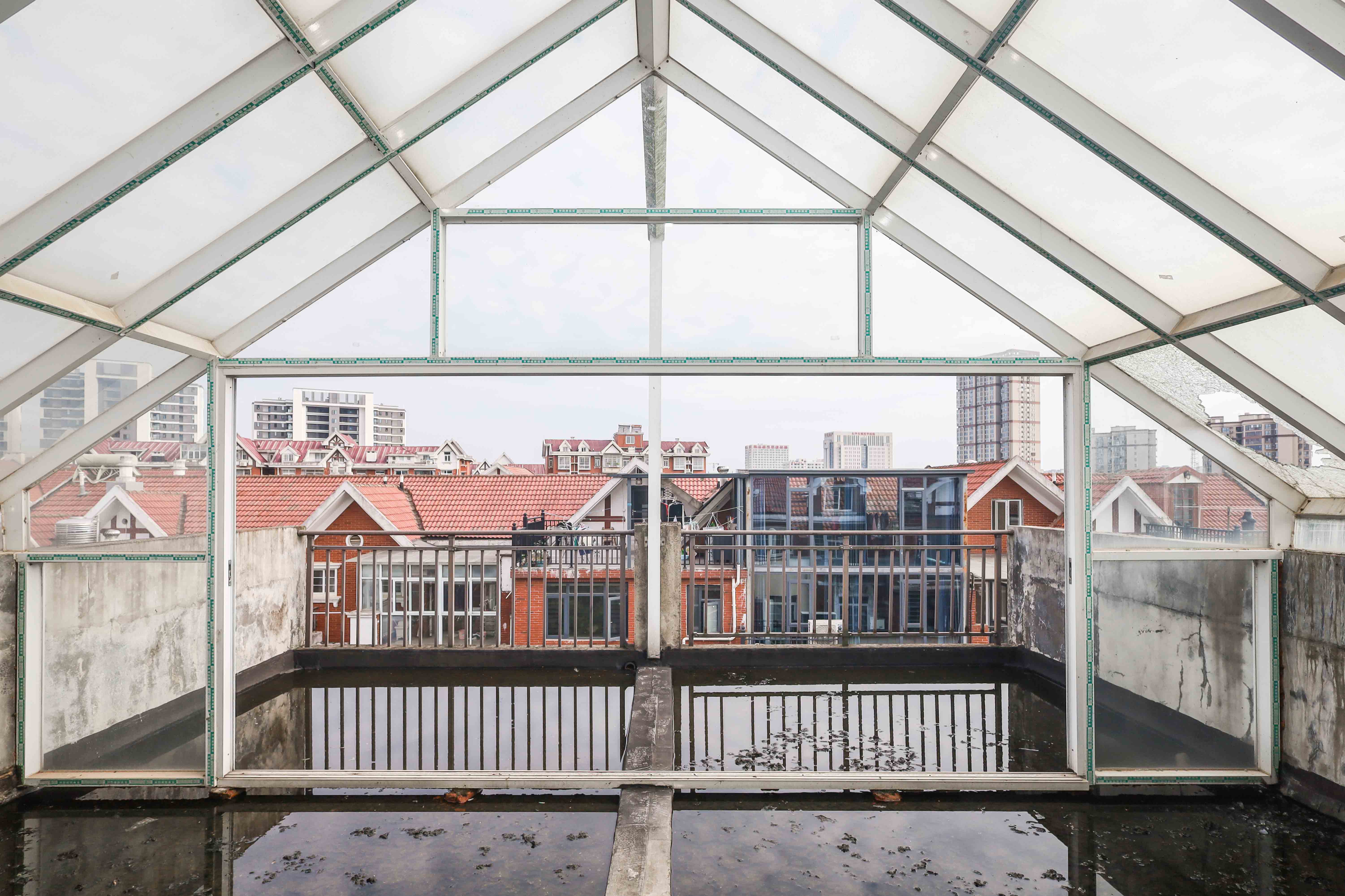 山水英伦 5室2厅3卫 280.0万 山水英伦 5室2厅3卫 280.0万其他