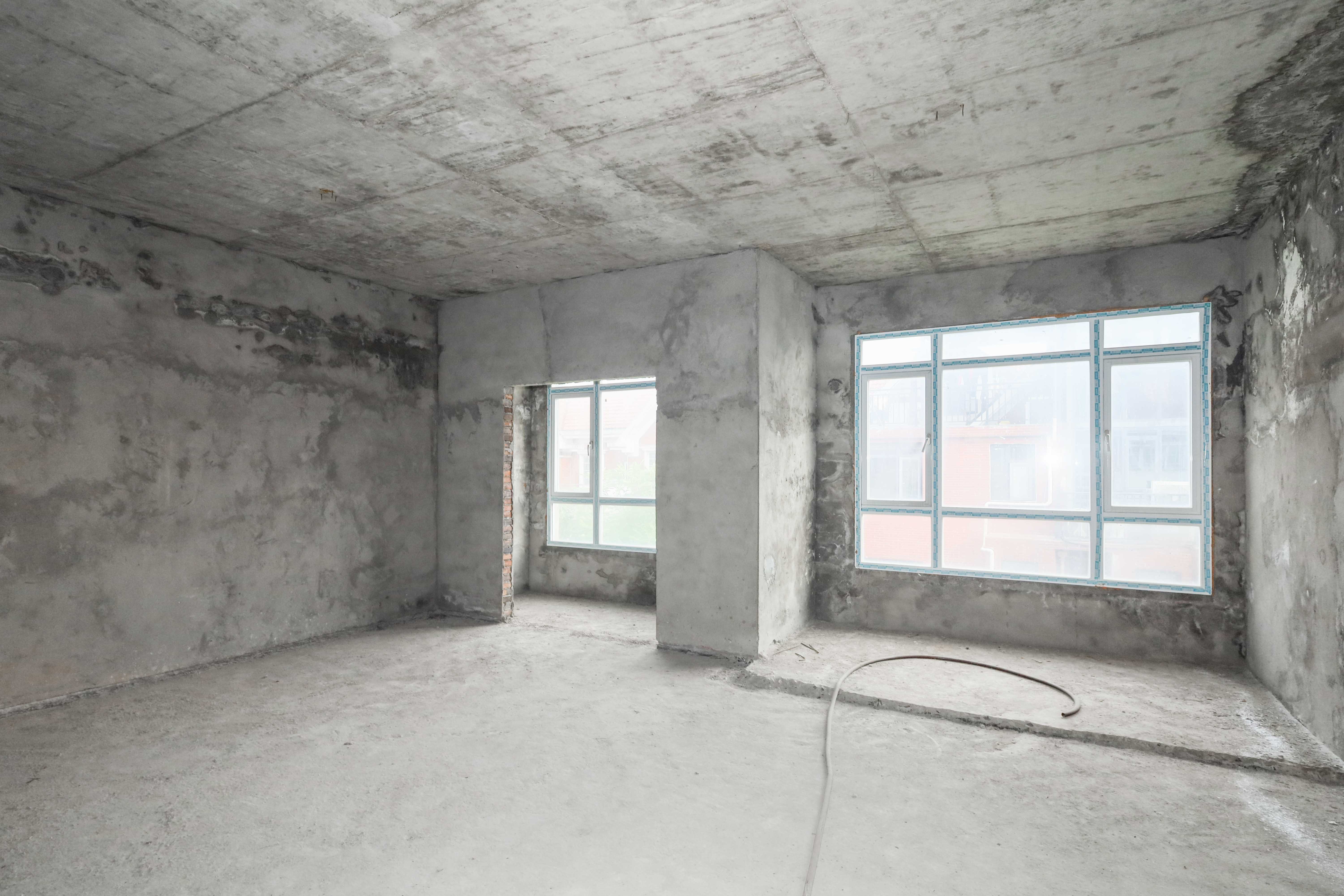 山水英伦 5室2厅3卫 280.0万 山水英伦 5室2厅3卫 280.0万卧室