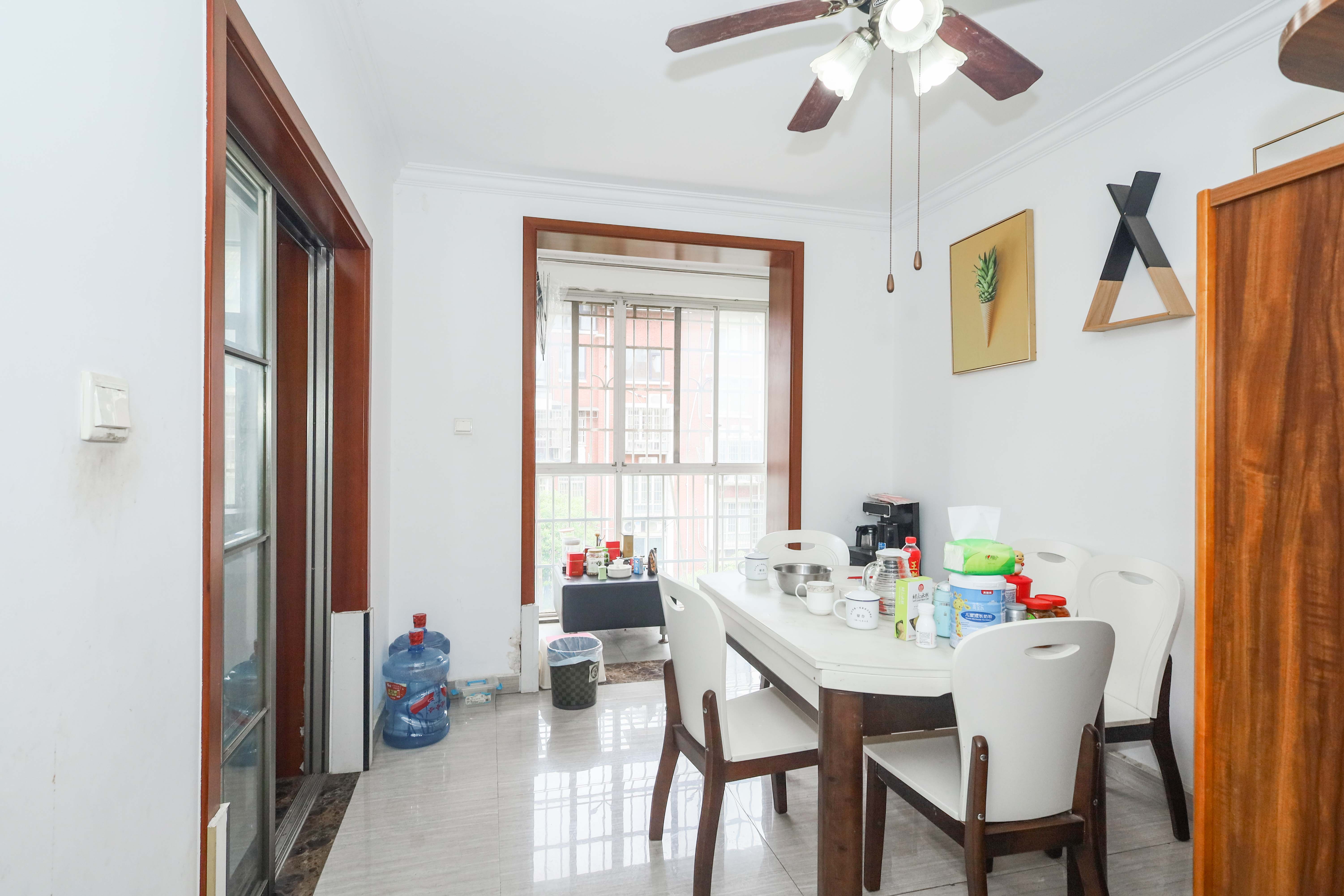 山水英伦  4室2厅2卫    90.0万 山水英伦  4室2厅2卫    90.0万其他