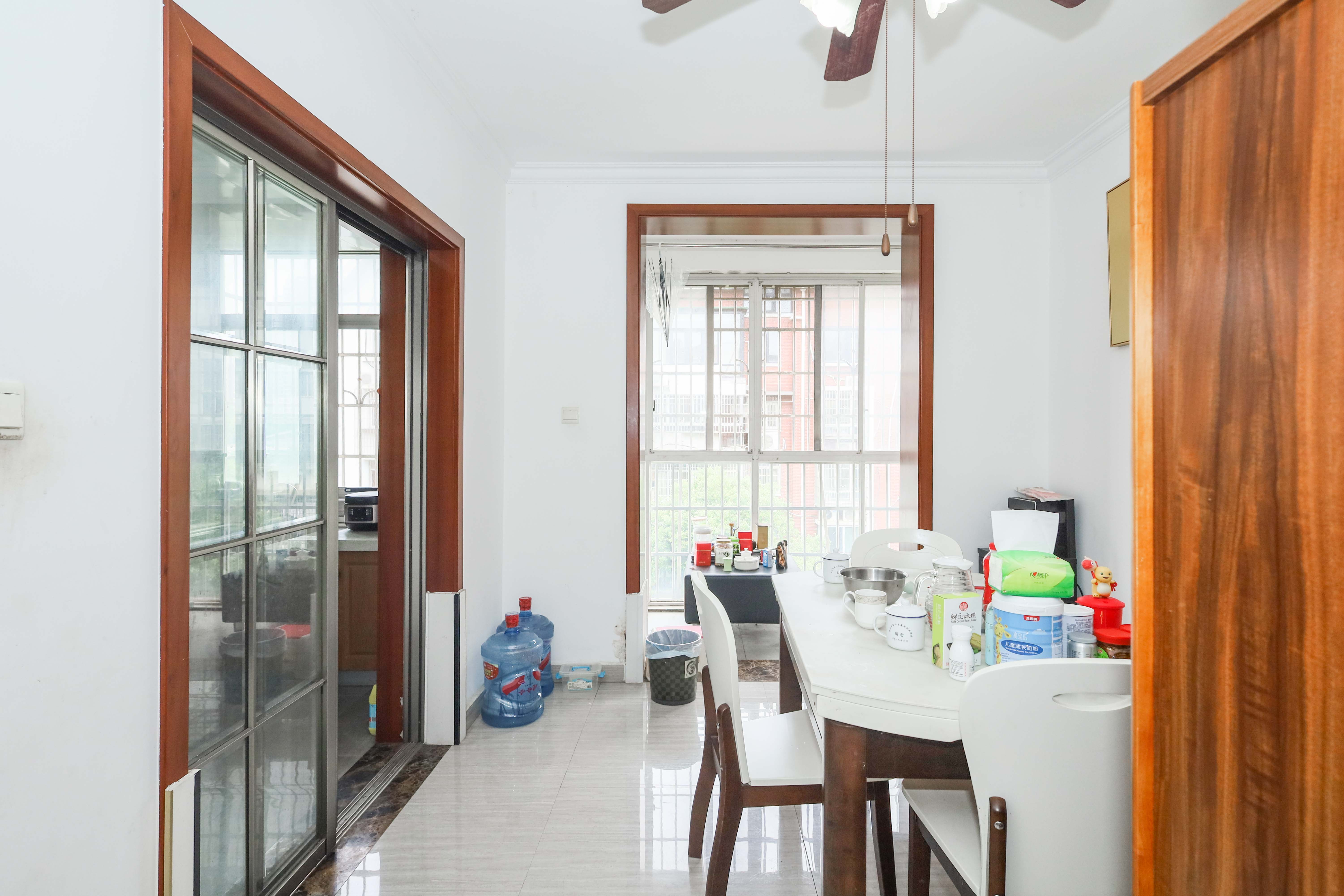 山水英伦  4室2厅2卫    90.0万 山水英伦  4室2厅2卫    90.0万其他