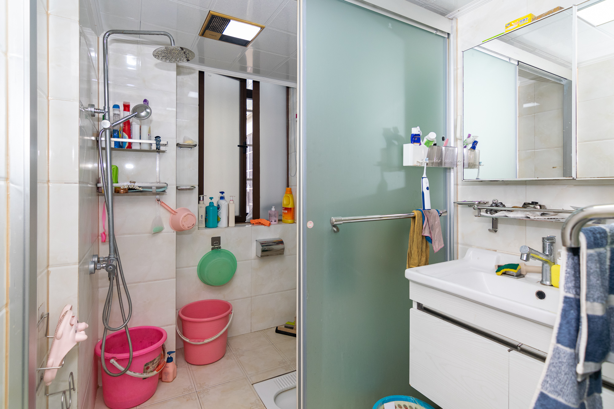 紫鑫御湖湾  5室2厅2卫    112.0万 紫鑫御湖湾  5室2厅2卫    112.0万卫生间