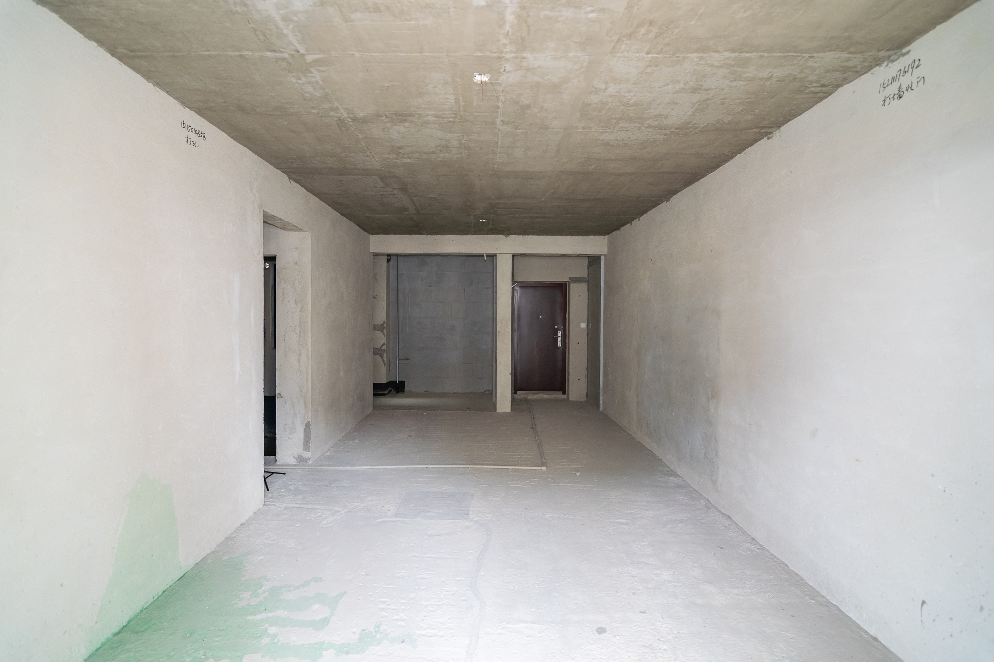 湾田望江府  3室2厅2卫    45.0万客厅