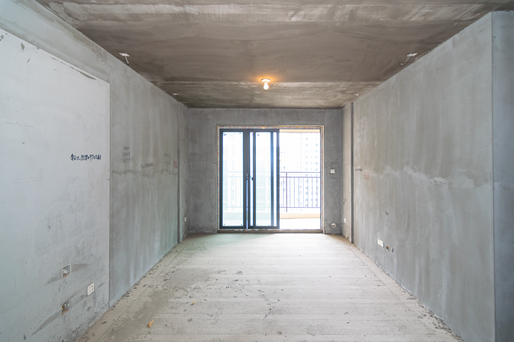 澳海望洲府  3室2厅1卫    67.0万 澳海望洲府  3室2厅1卫    67.0万客厅