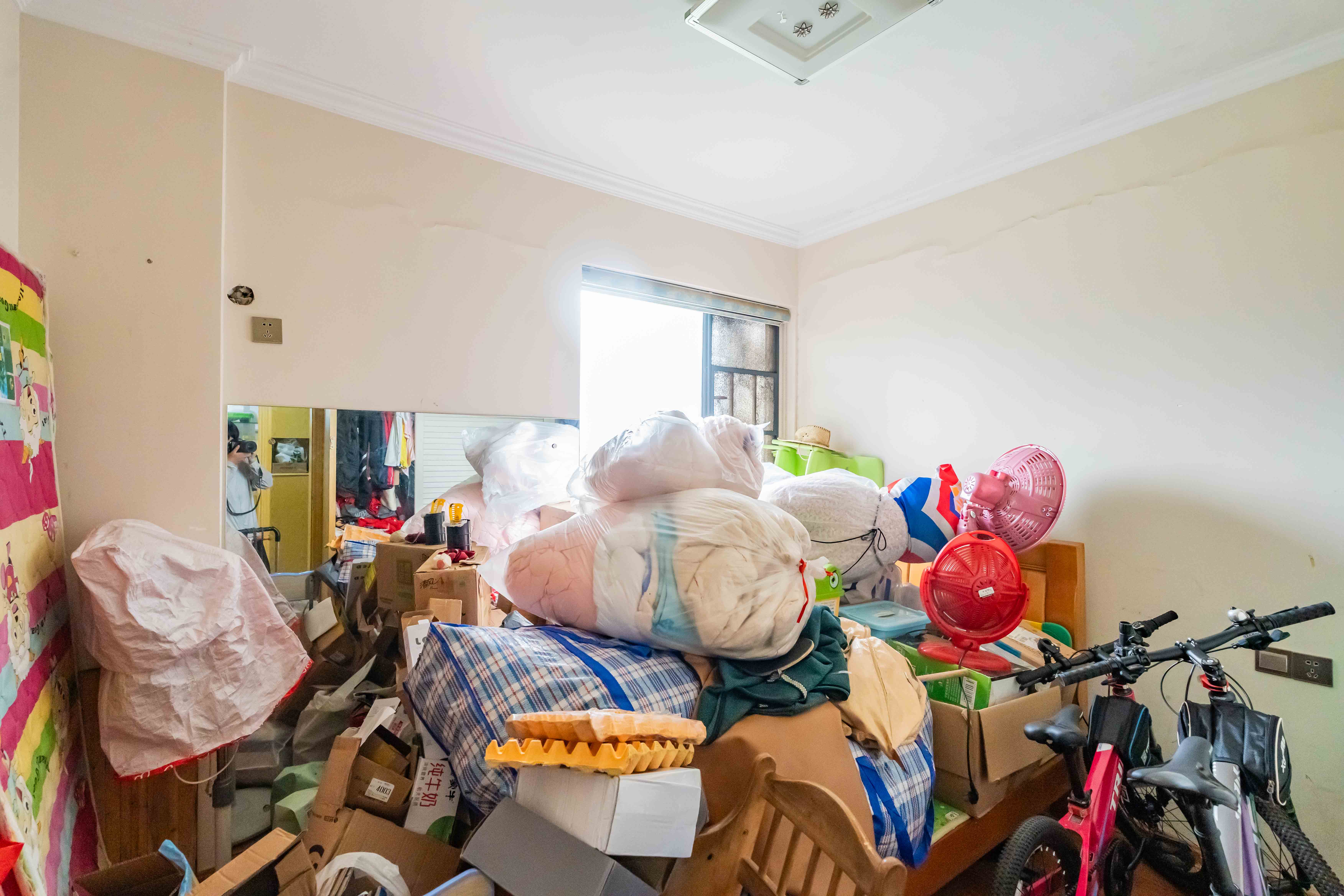 悦湖山  4室2厅2卫    102.0万 悦湖山  4室2厅2卫    102.0万卧室