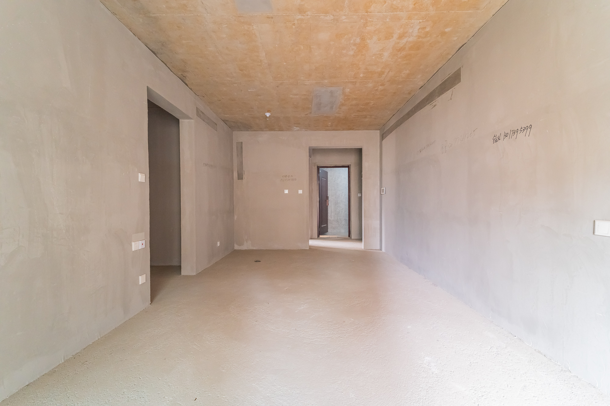 新城悦隽 3室2厅2卫 75.0万 新城悦隽 3室2厅2卫 75.0万客厅