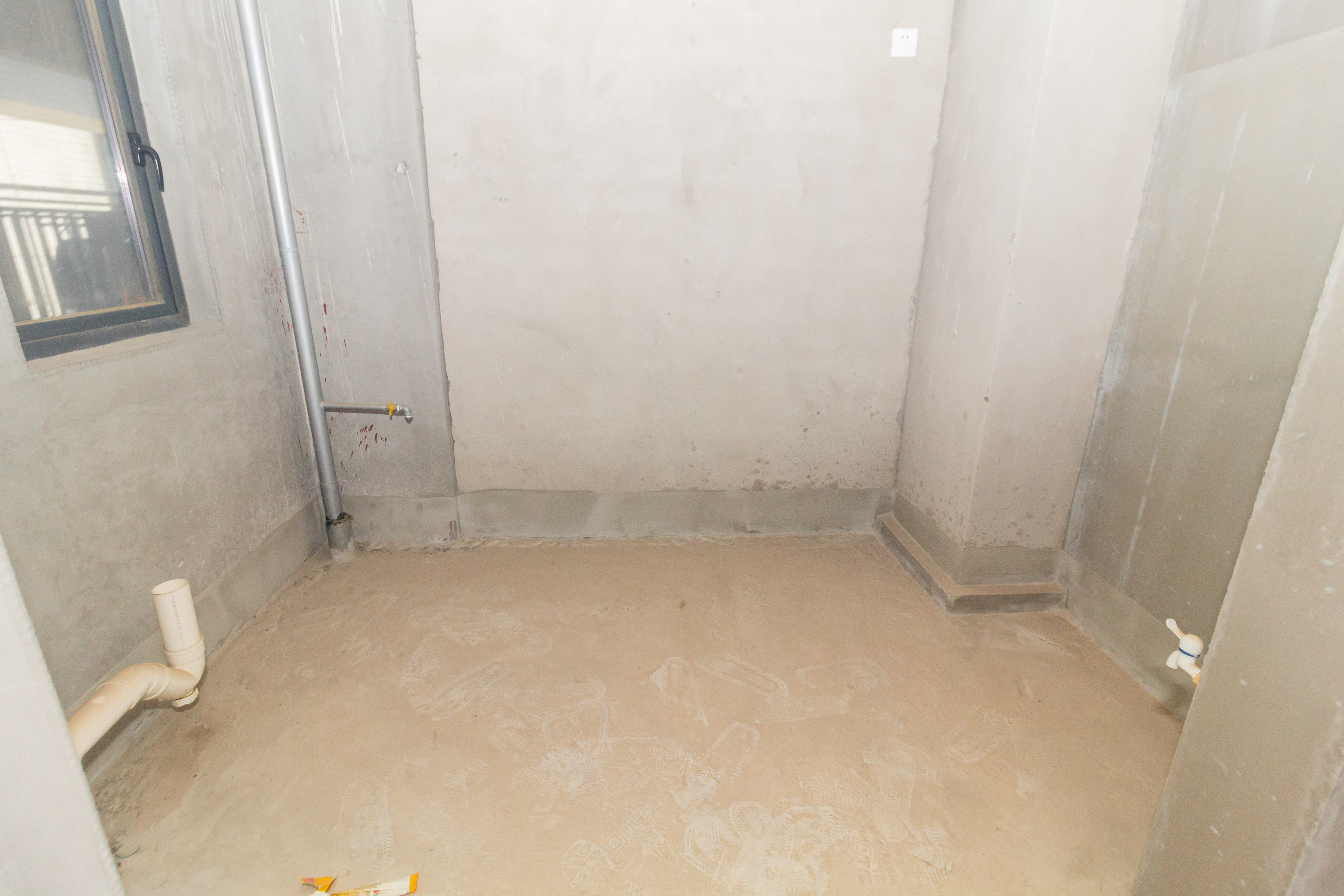 日盛湖湘花苑 3室2厅1卫 87.12万 日盛湖湘花苑 3室2厅1卫 87.12万厨房