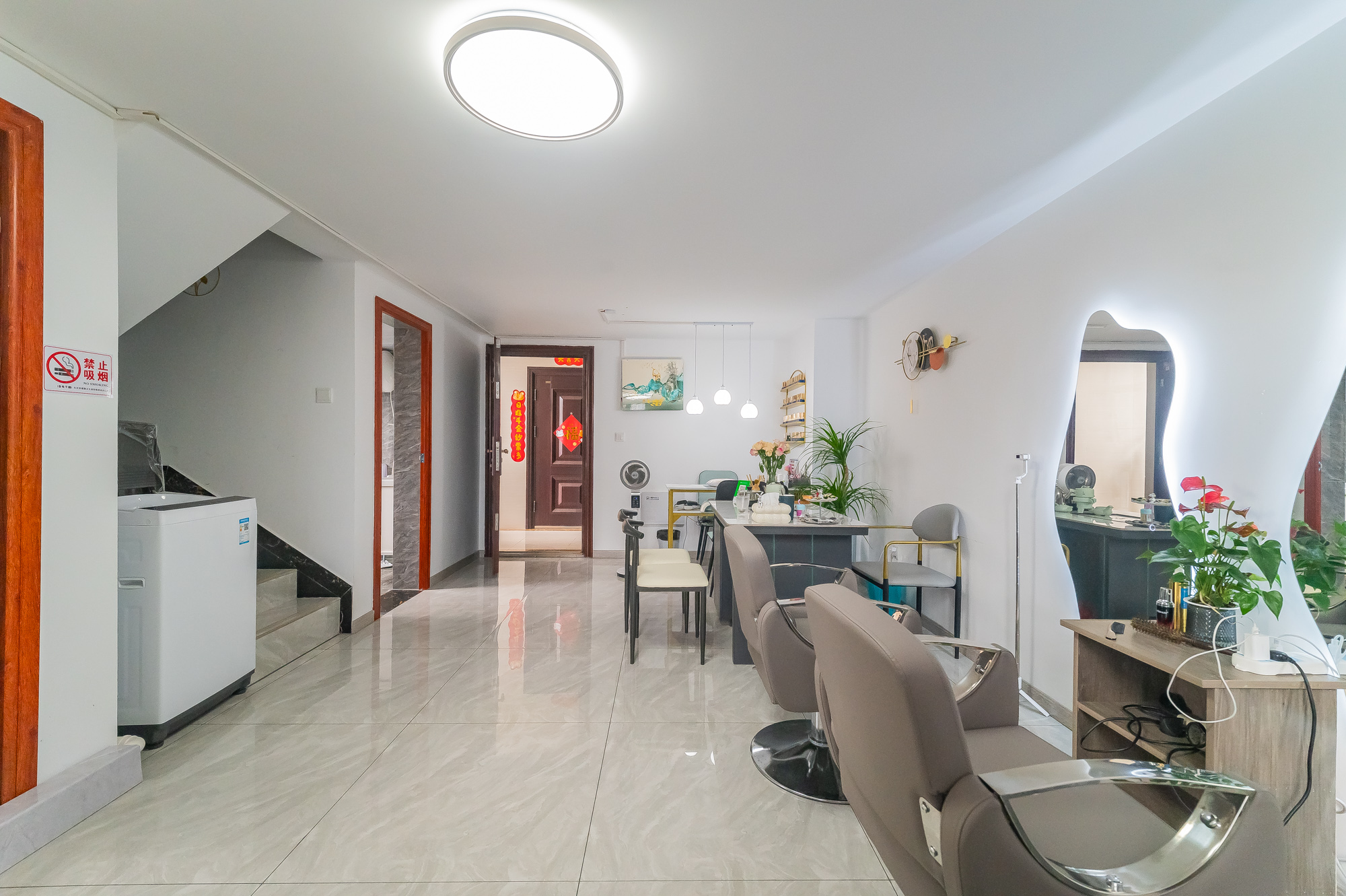 尚鑫海悦(新长海尚海城)  2室2厅1卫    52.0万 尚鑫海悦(新长海尚海城)  2室2厅1卫    52.0万客厅